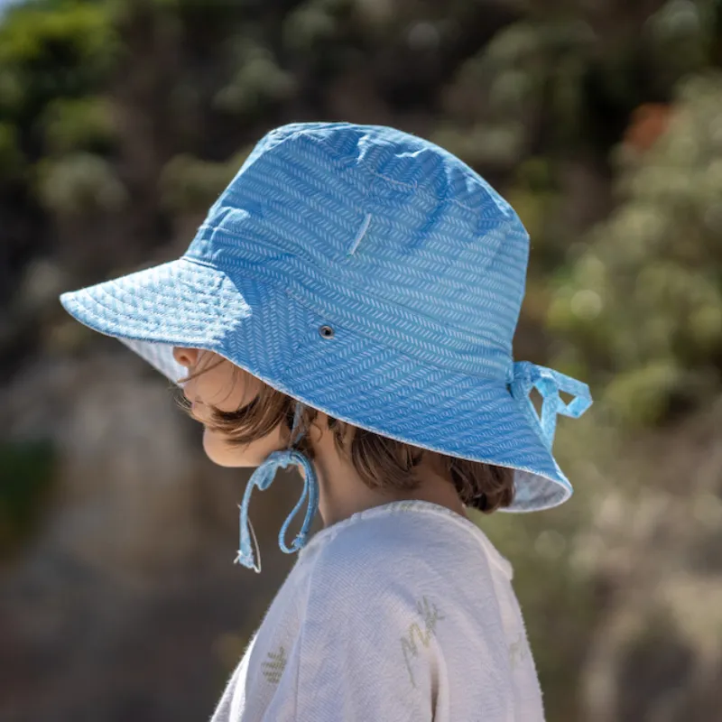 Acorn Reversible Bucket Hat - Azure