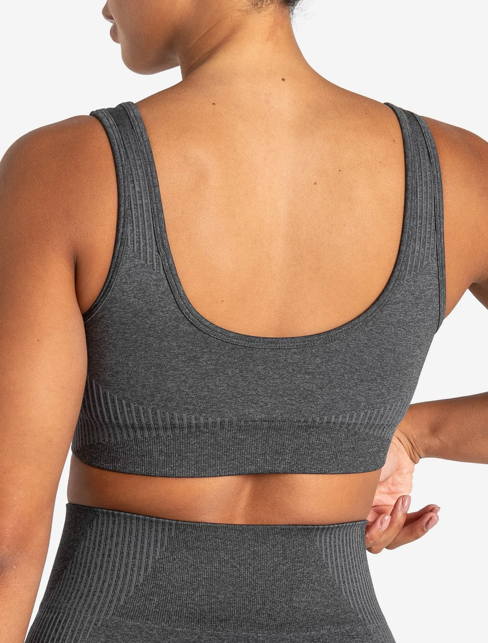 ADAPT 2.0 Seamless Sports Bra - Charcoal