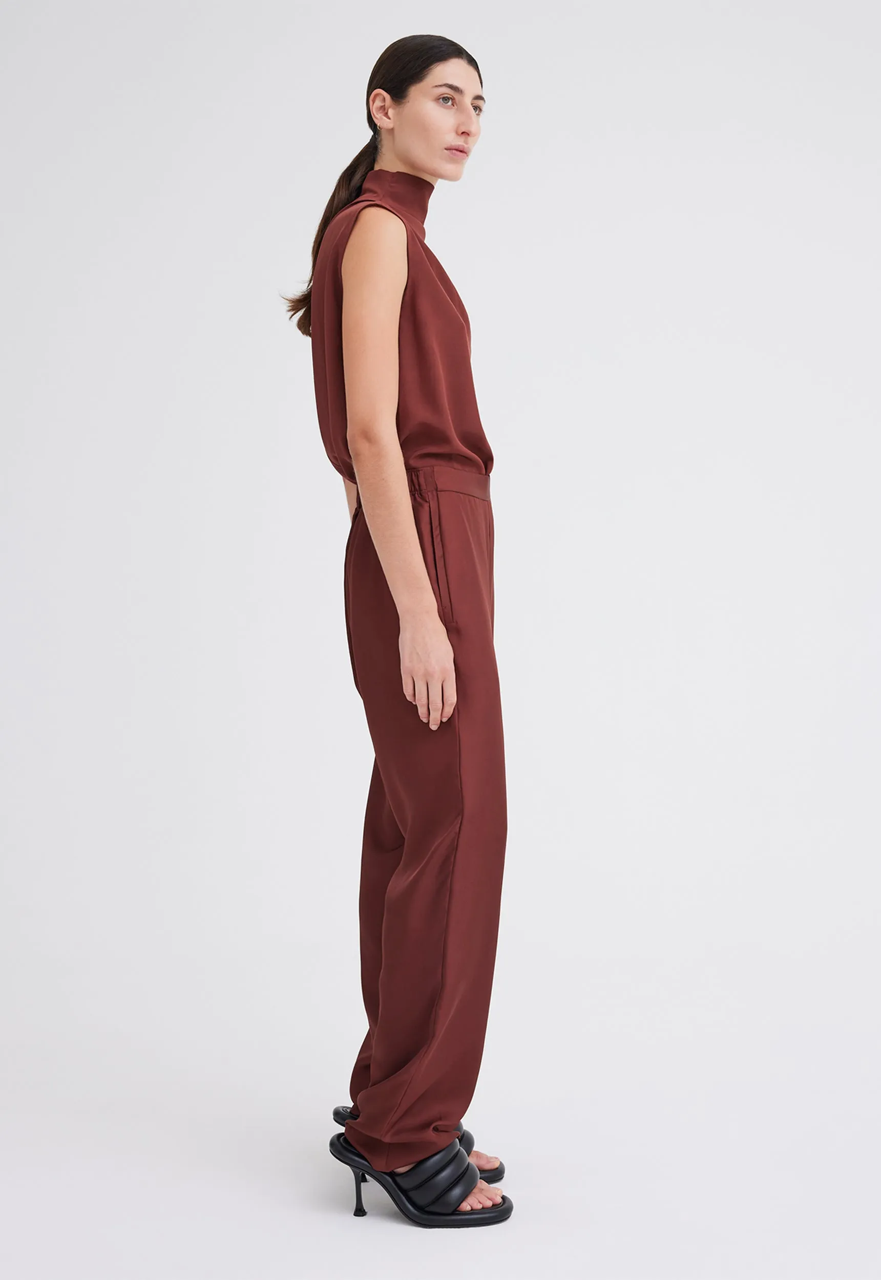 Adara Silk Pant in Burbank Red