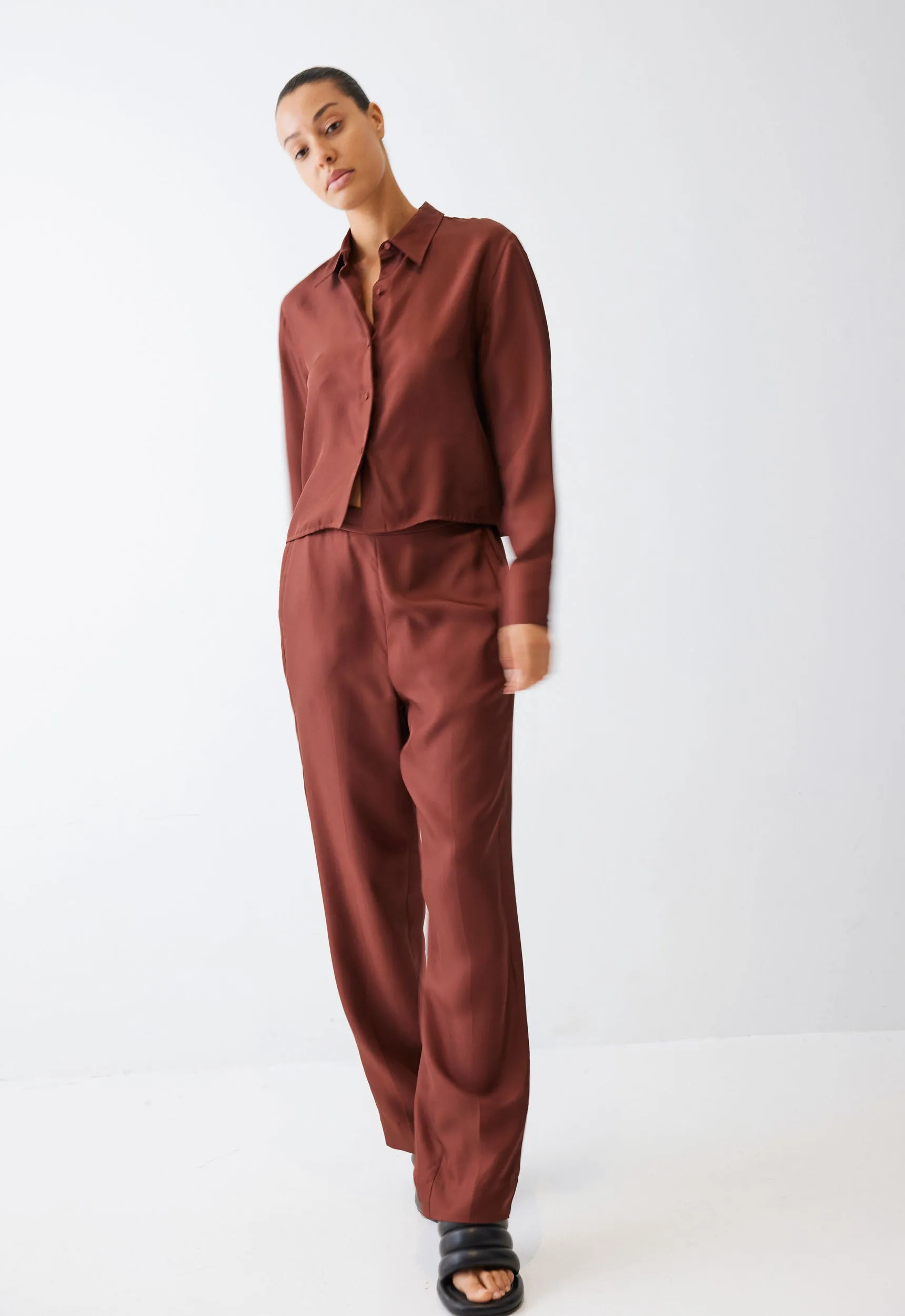 Adara Silk Pant in Burbank Red