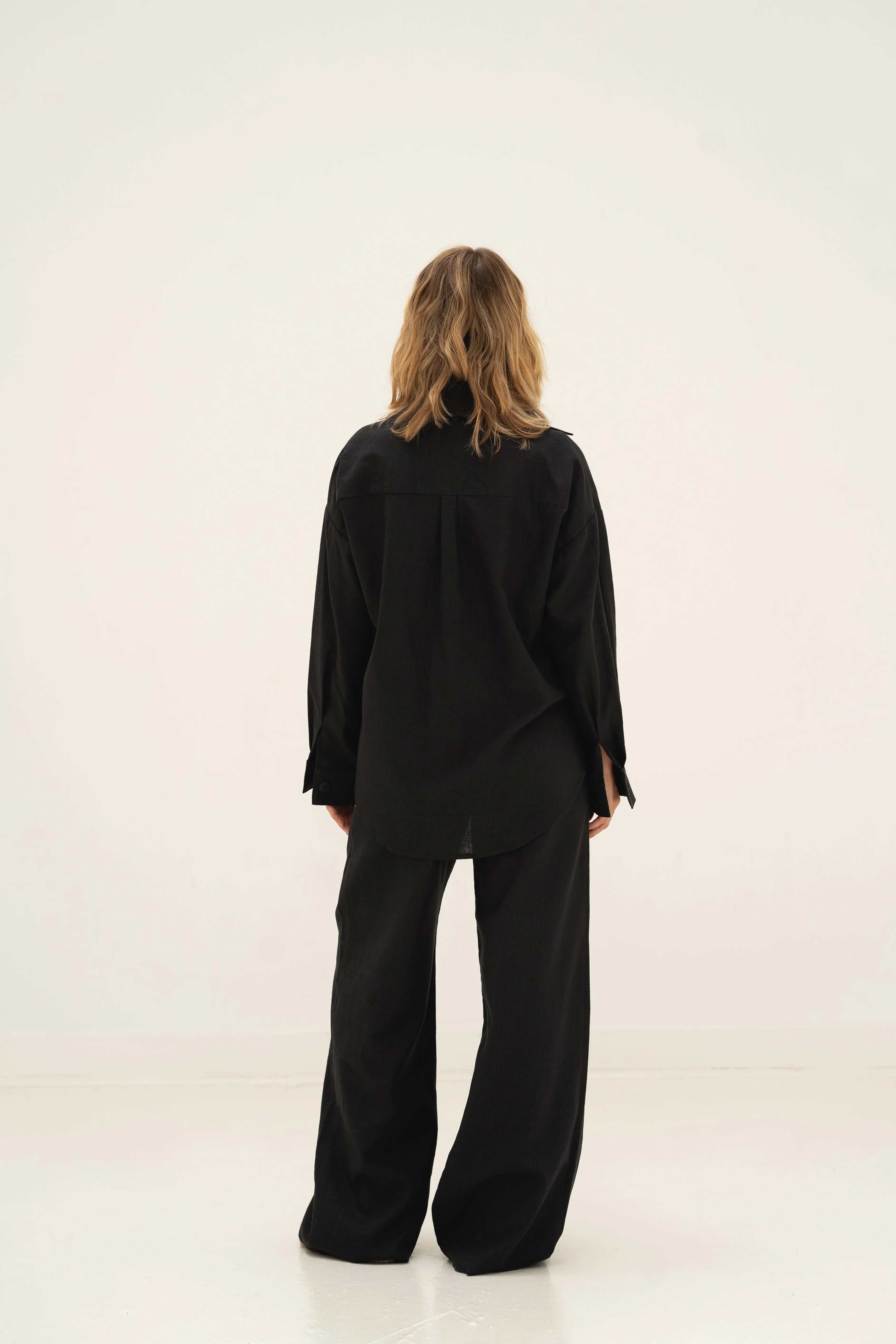 aella linen shirt black