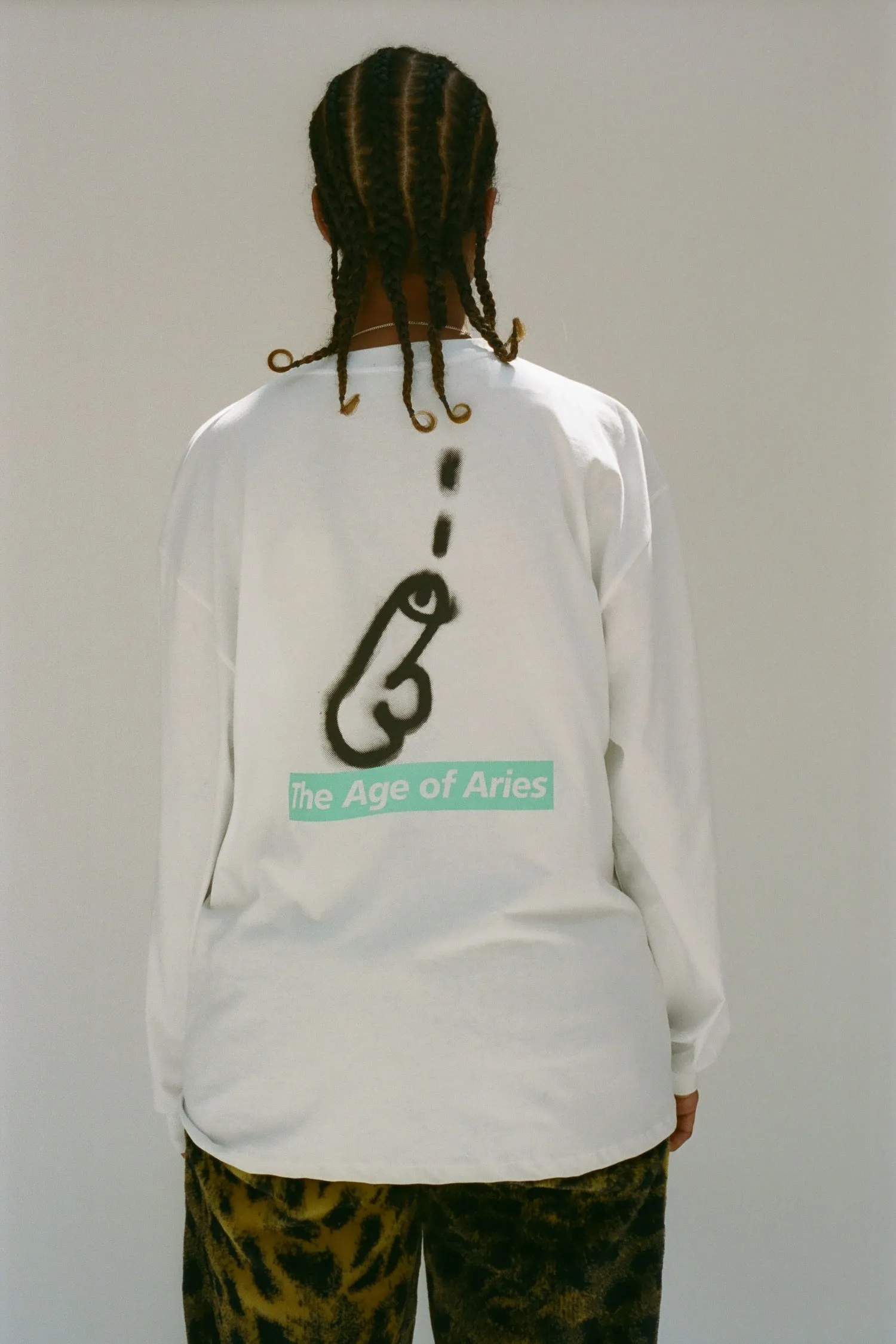 AGE OF ARIES LS TEE / ARIES ARISE / WHITE