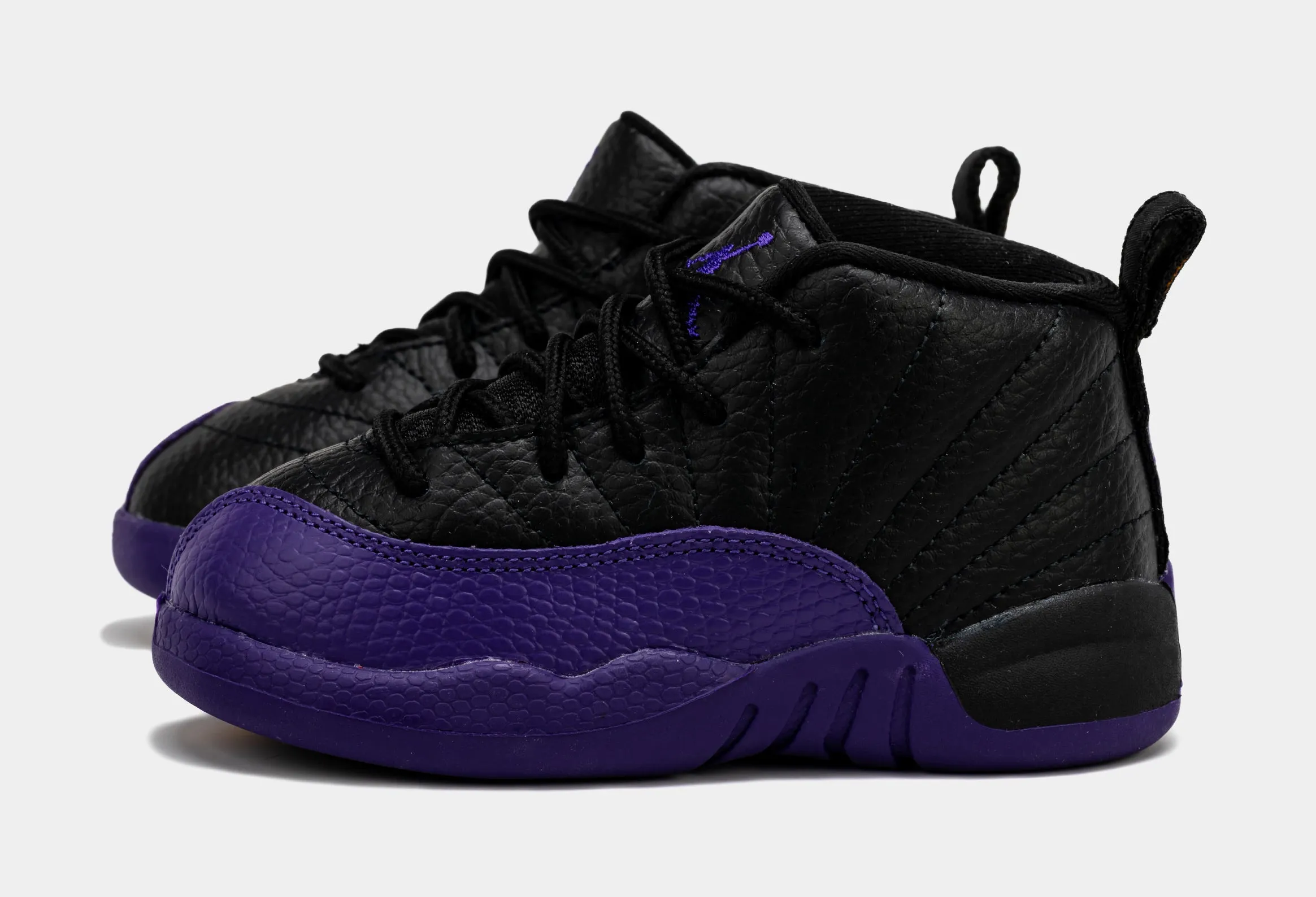 Air Jordan 12 Retro Field Purple Infant Toddler Lifestyle Shoes (Black/Purple)