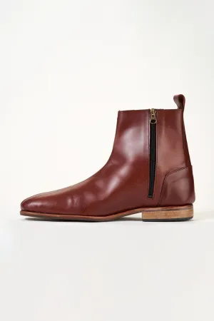 Ajadi Boots in Brown Leather with Side Zipper and Brown Leather Soles