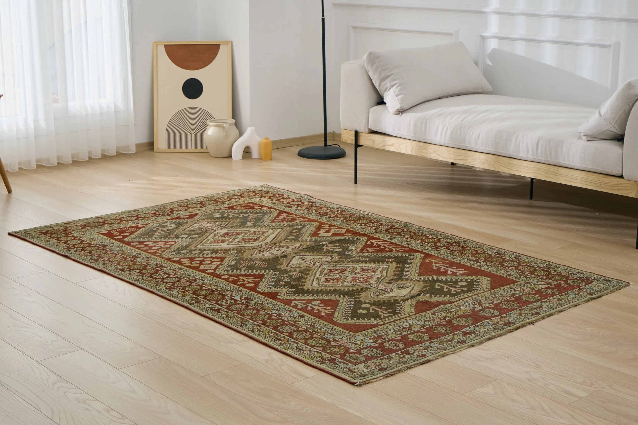 Akako - Vintage Persian Area Rug