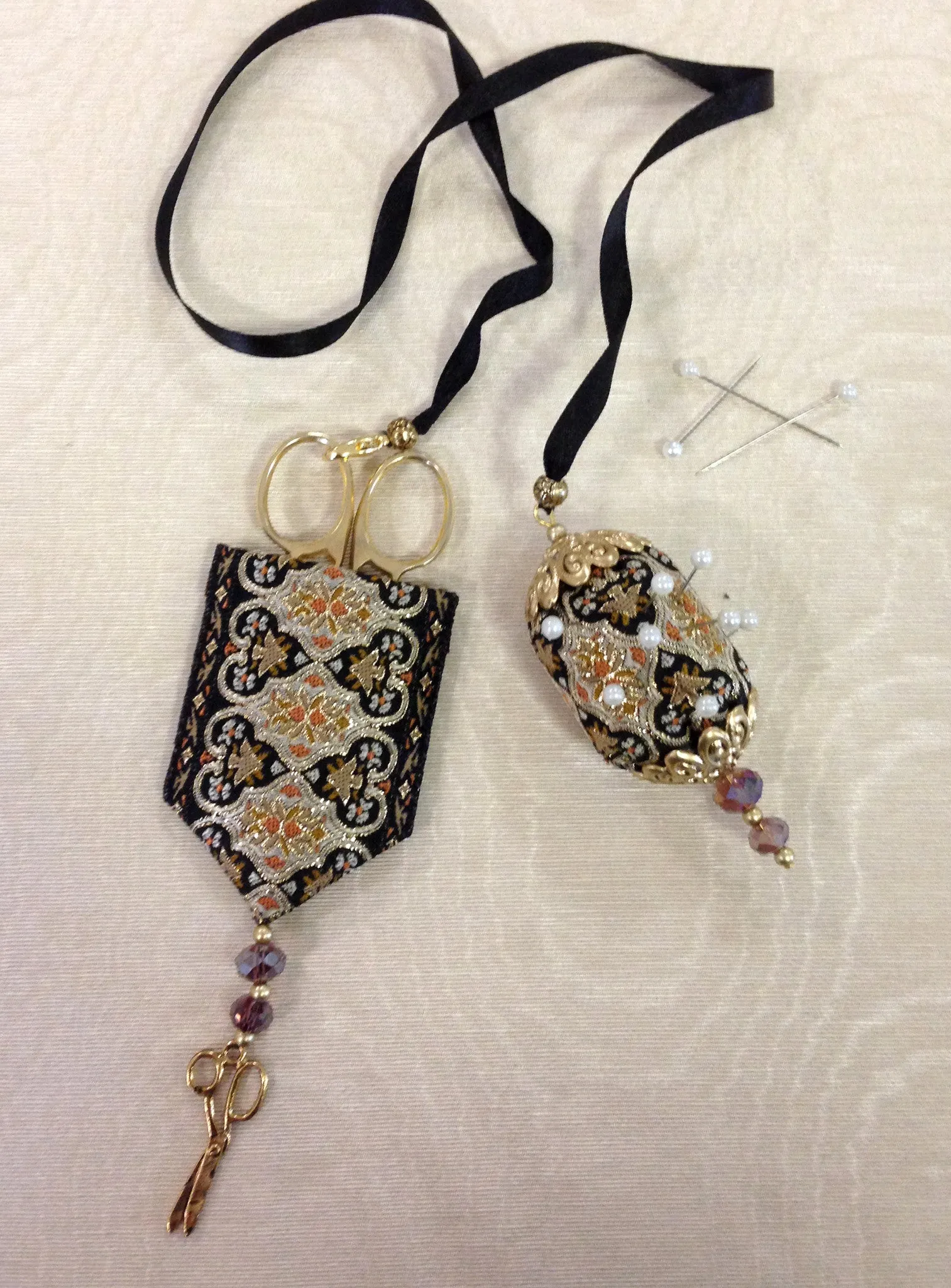 Alahambra- a scissor and pin chatelaine