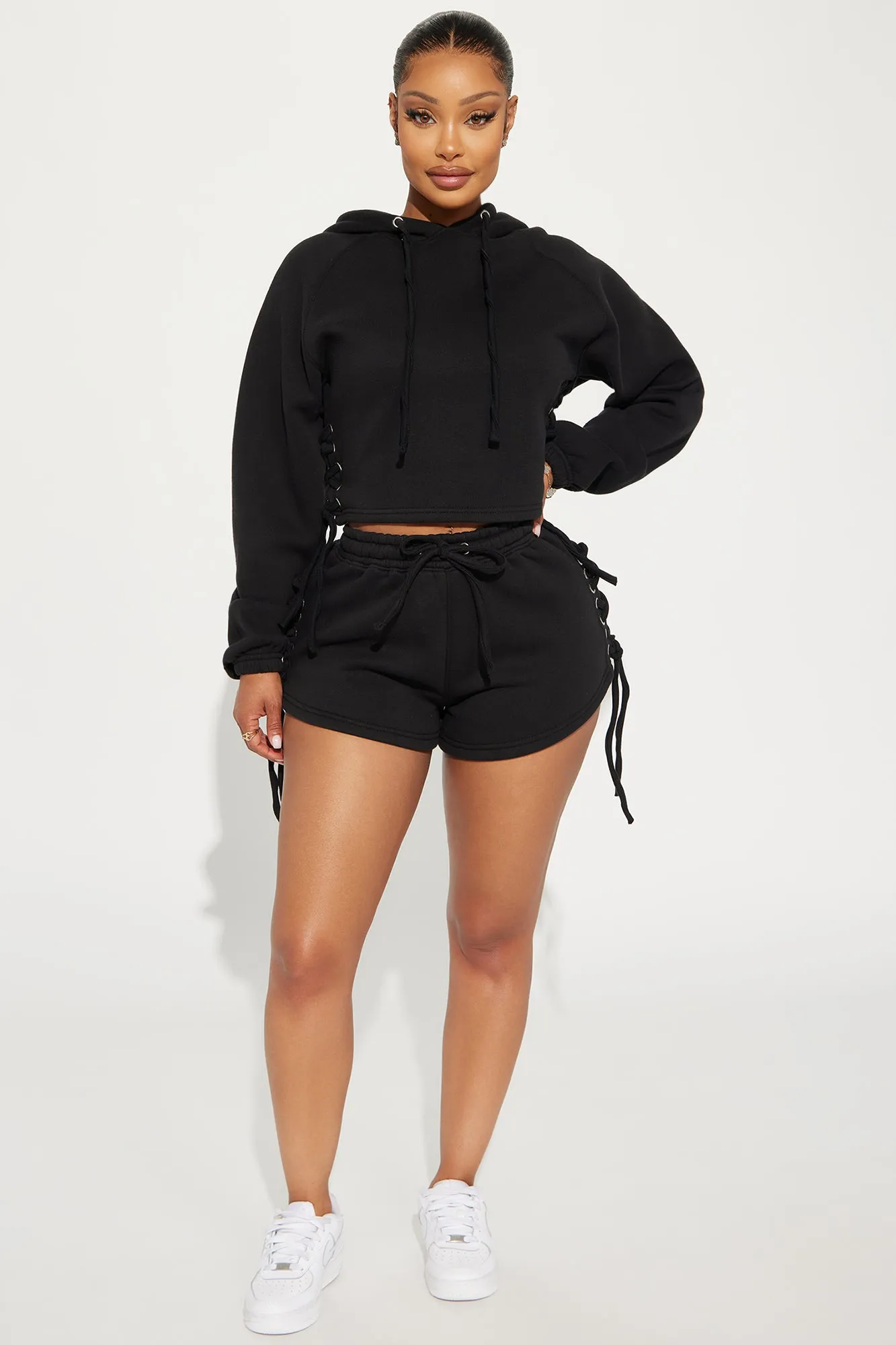 All Tied Up Fleece Short - Black