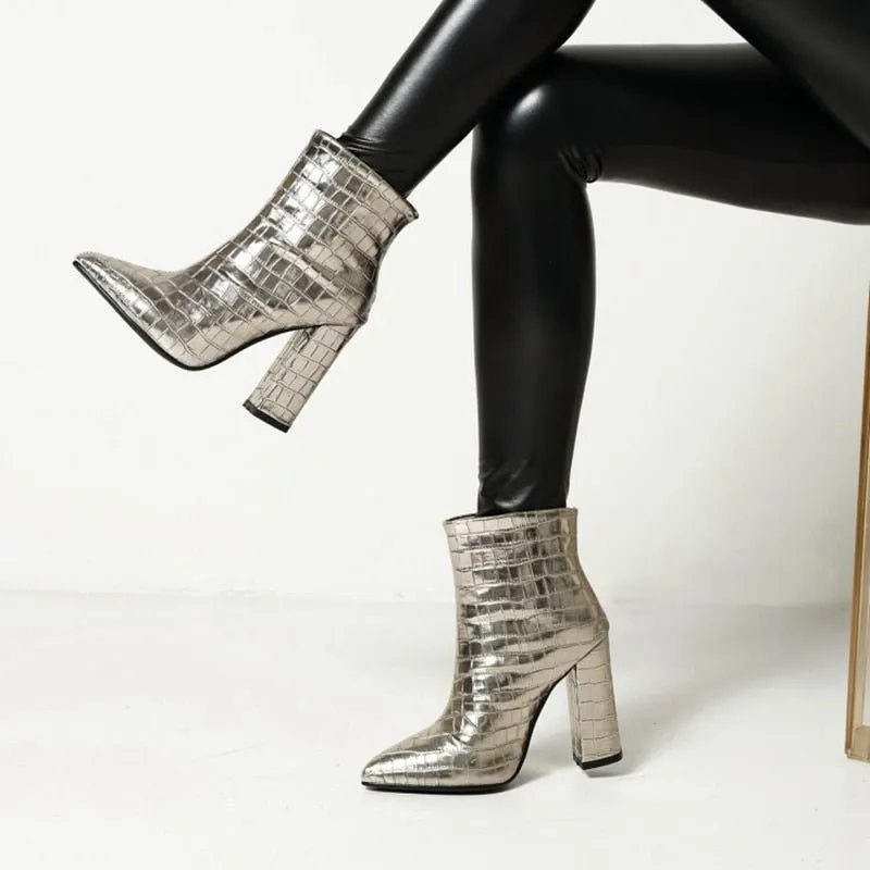 AlliChic Plush Alligator Pointed Toe Autumn Boots