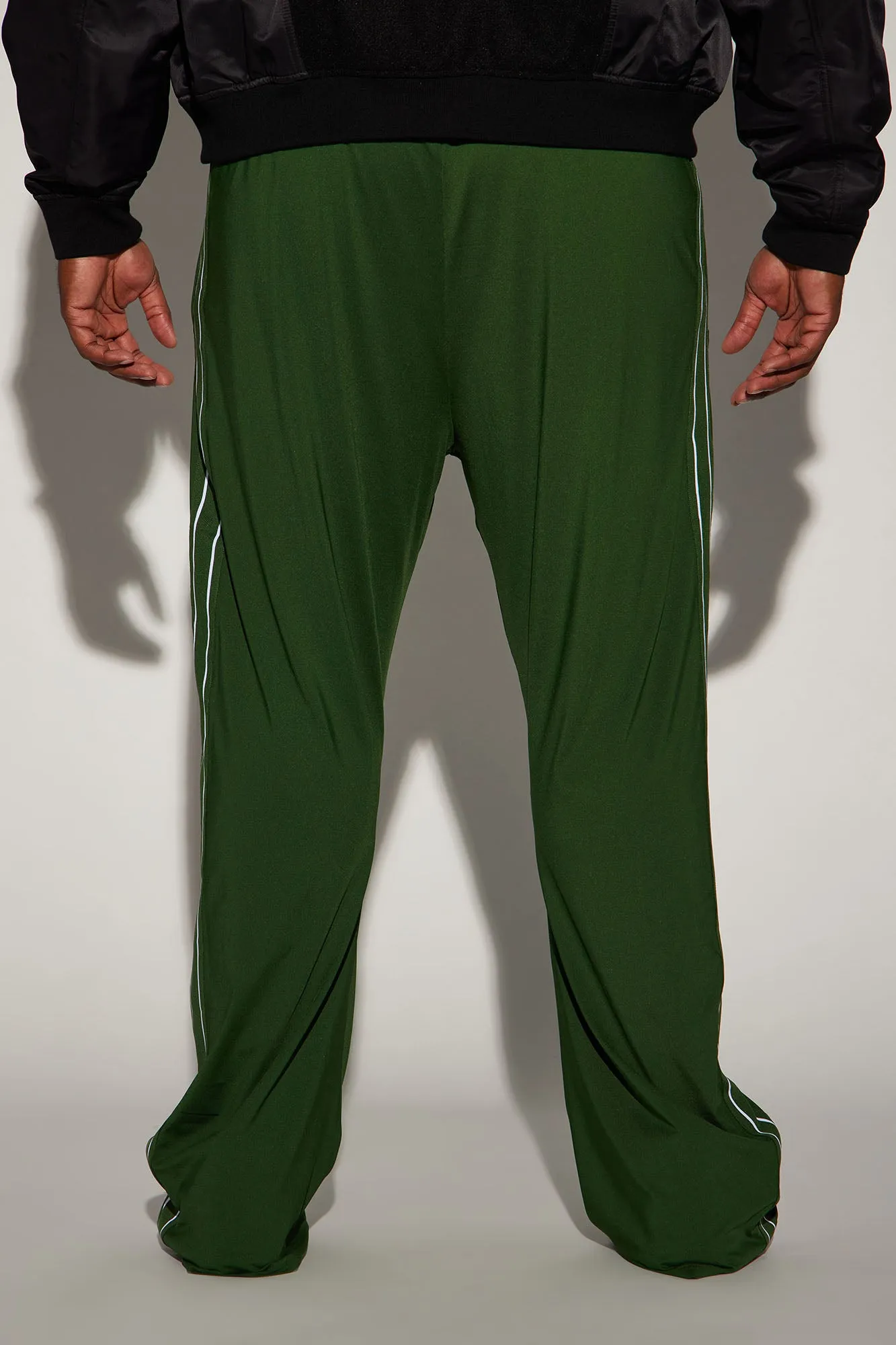 Almost Famous Flare Sweatpant - Green