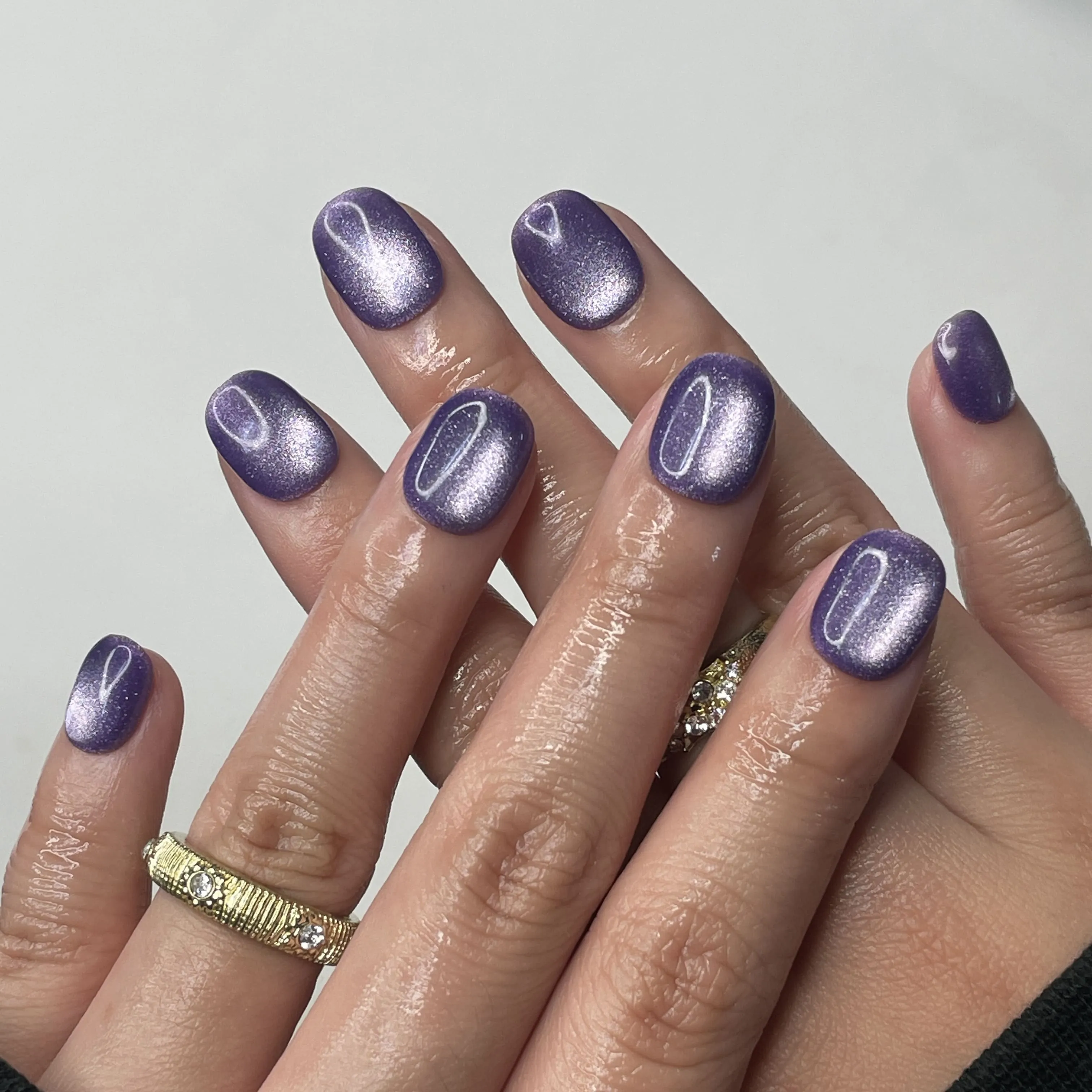 Amethyst Cat Eye Nails