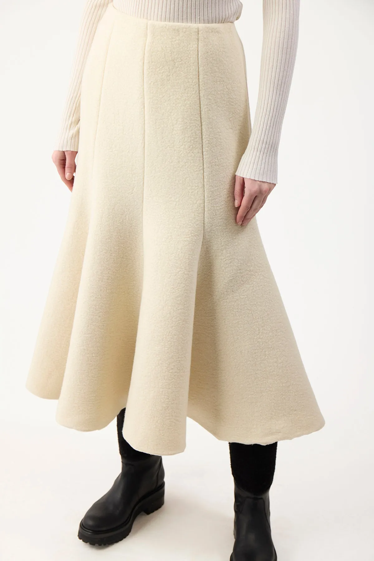 Amy Midi Skirt in Ivory Double-Face Recycled Cashmere Felt