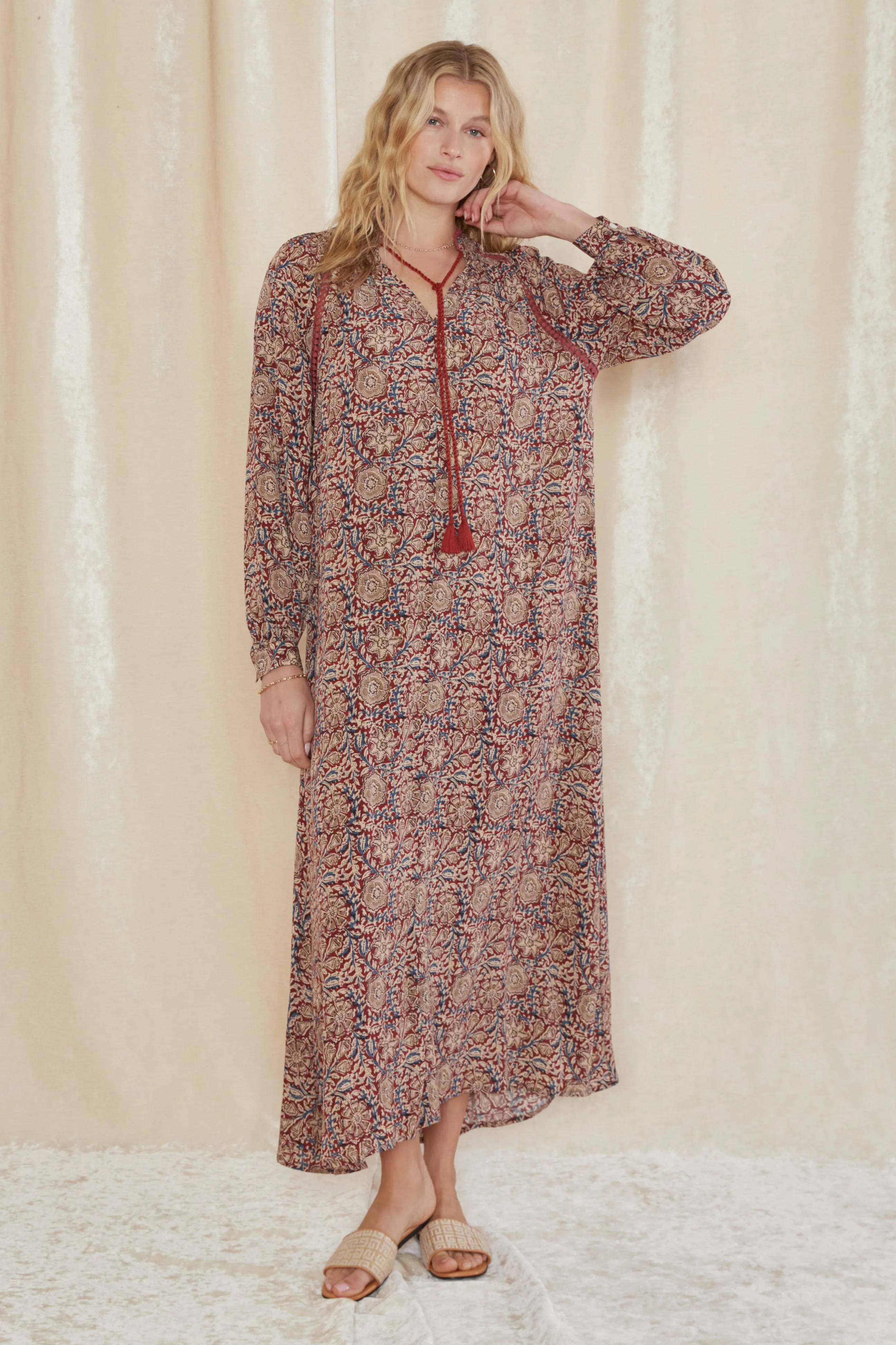 Anaka L/S Maxi Dress