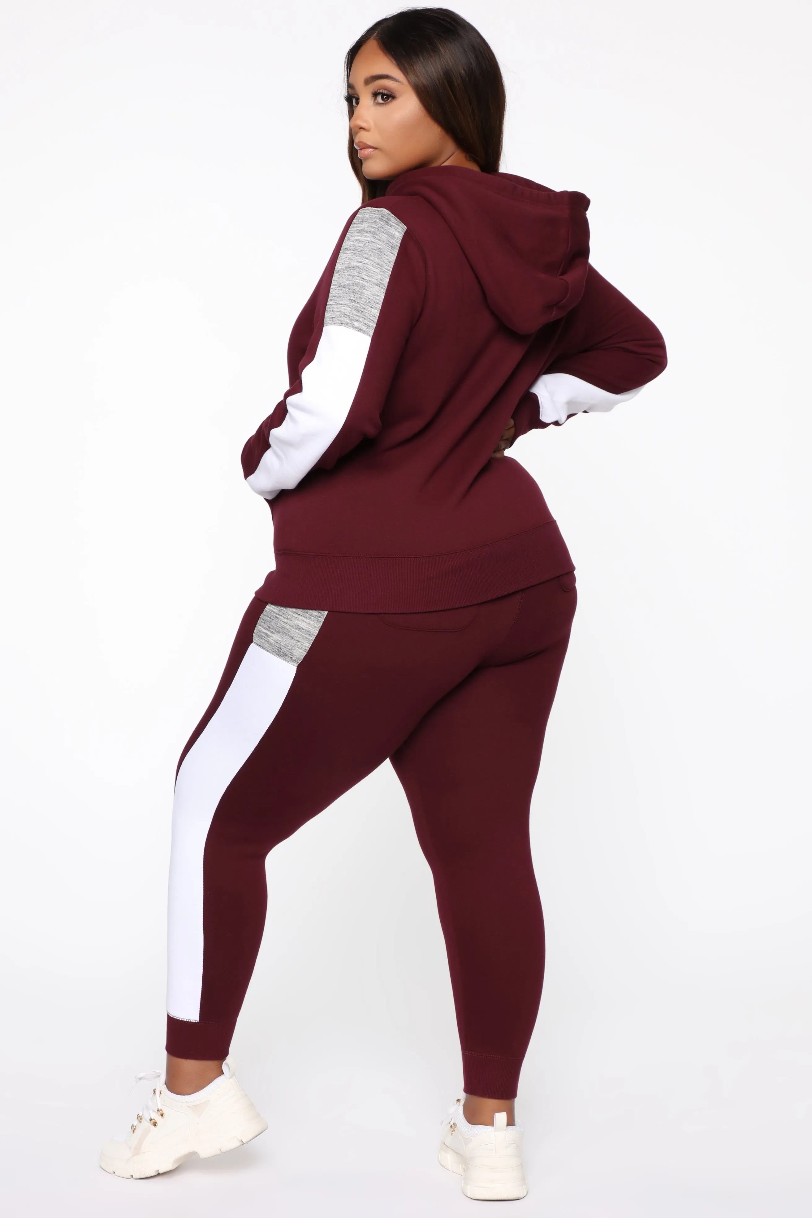 Analissa Jogger - Maroon