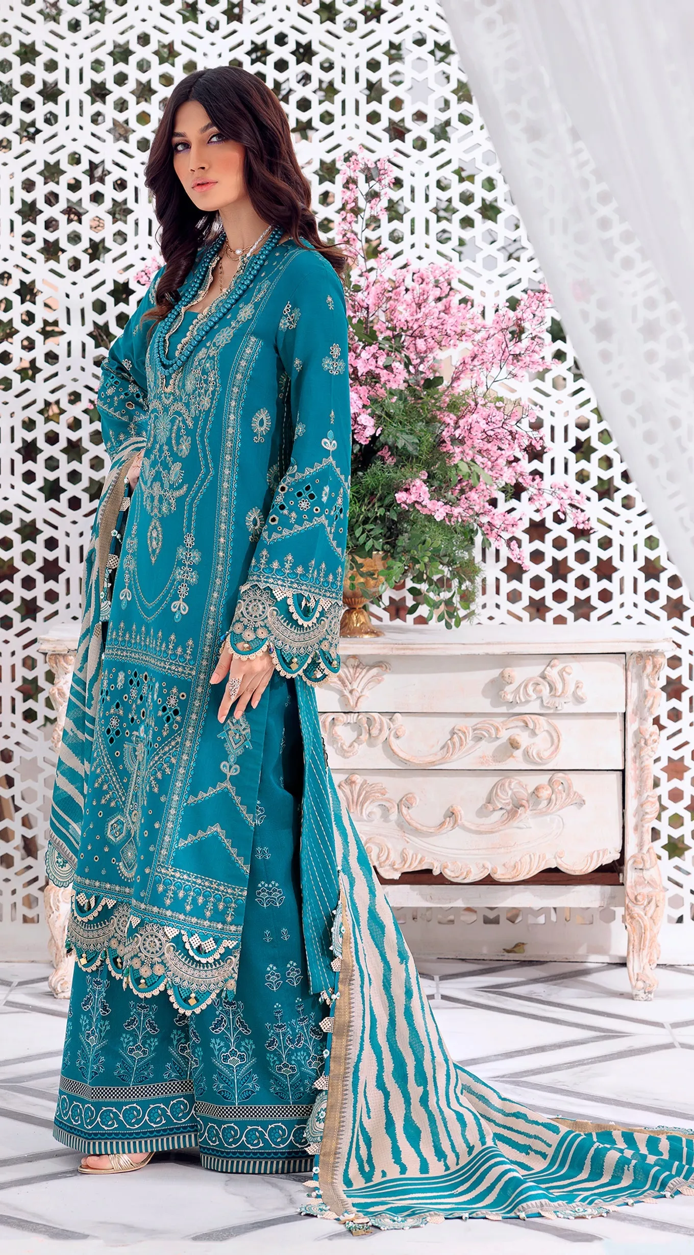 Anaya by Kiran Chaudhry · Luxury Festive Afsana Lawn Collection – DARAKHSHAN