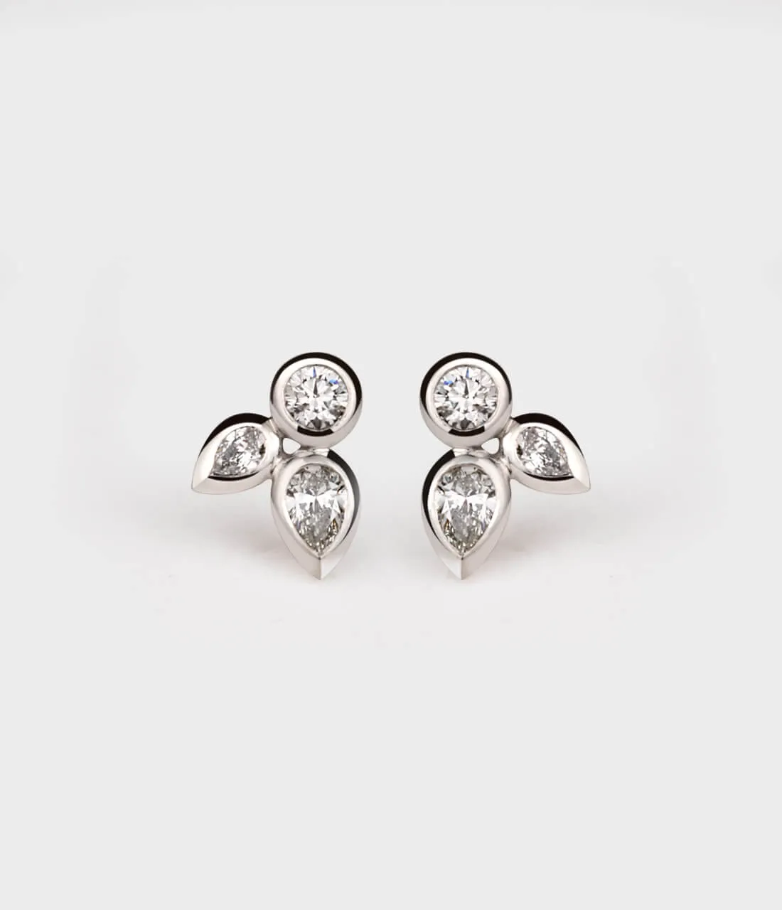 Angel Earrings / Platinum / HVS Certified Diamond / Diamonds