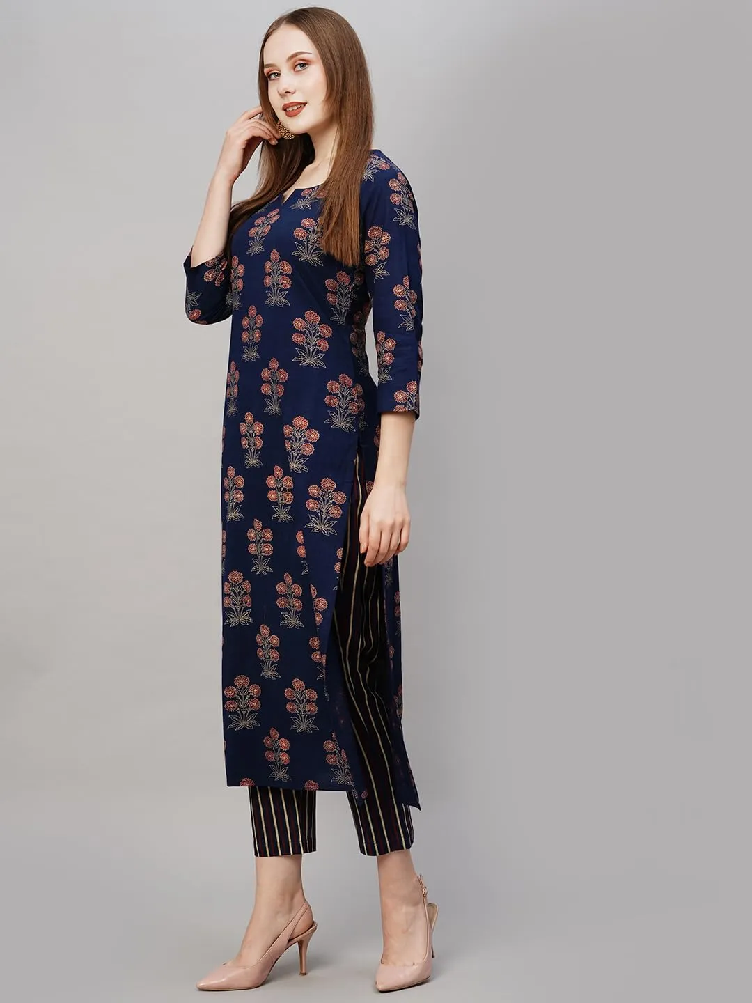 ANNI DESIGNER Women's Cotton Blend Printed Straight Kurta with Pant (JIRA Blue_XL_Blue_X-Large)