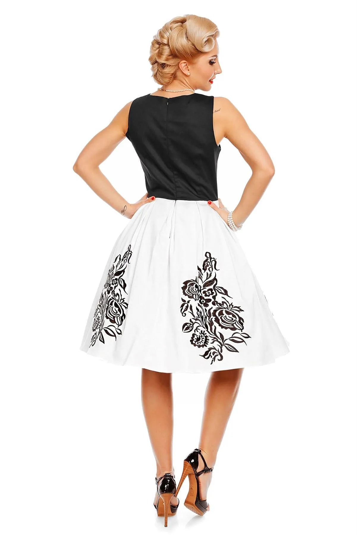 Annie Embroidered Roses Swing Dress in Black-White