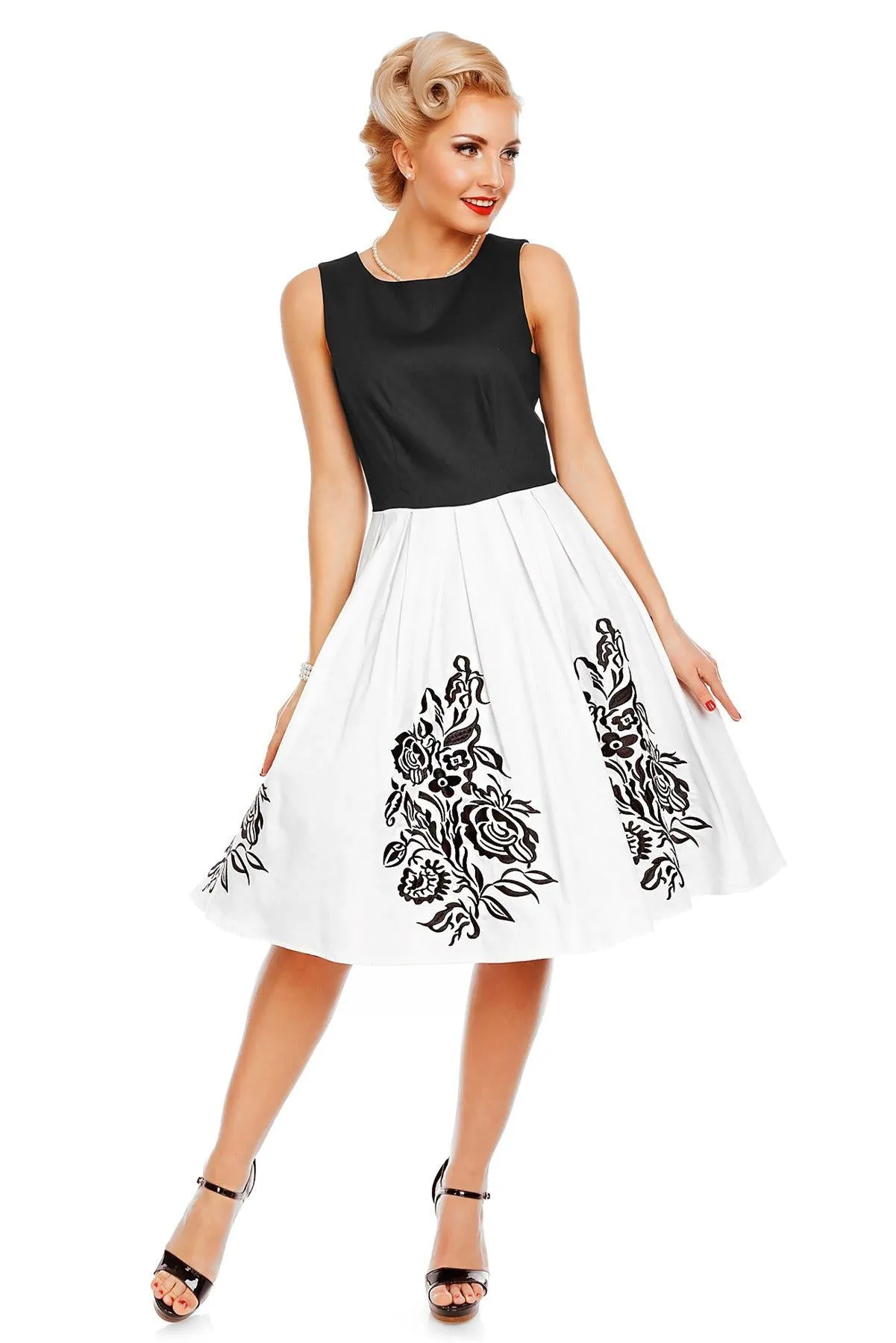 Annie Embroidered Roses Swing Dress in Black-White