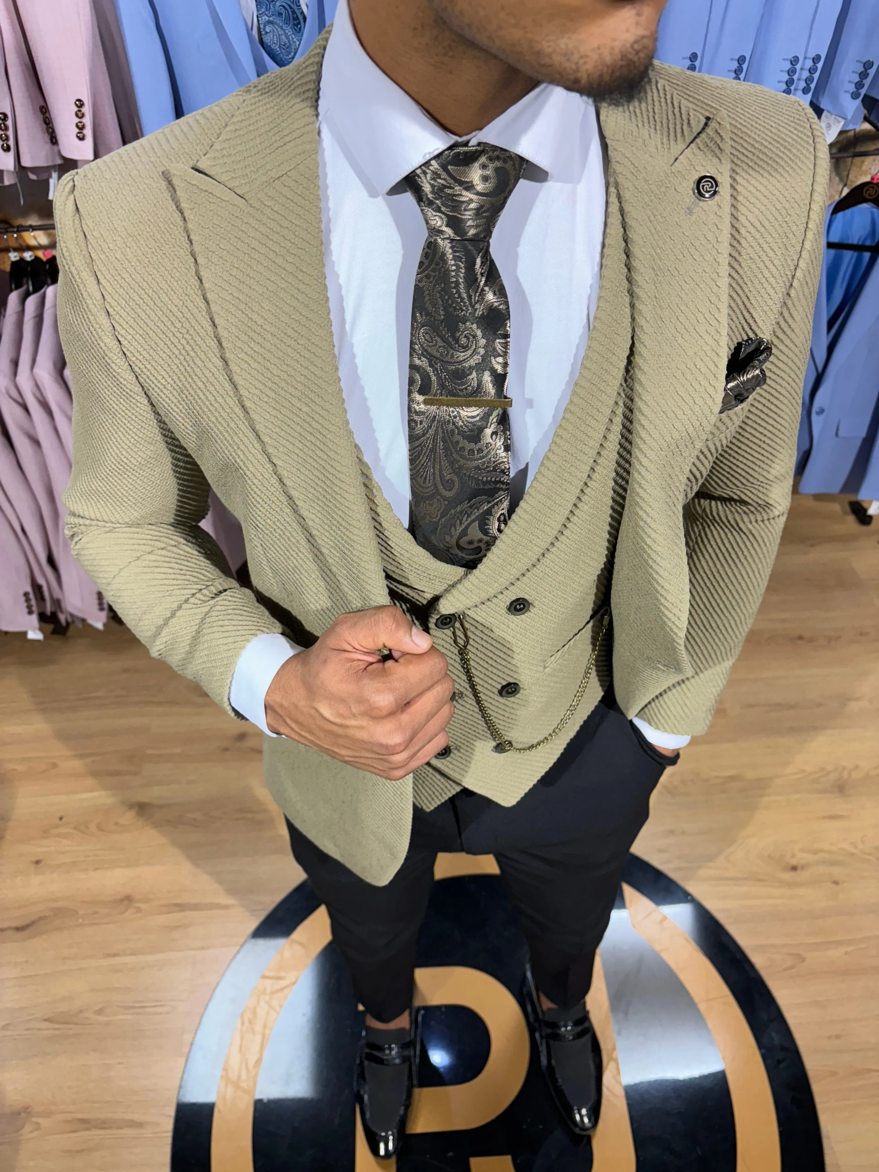 Antoine - Olive 3 Piece Suit