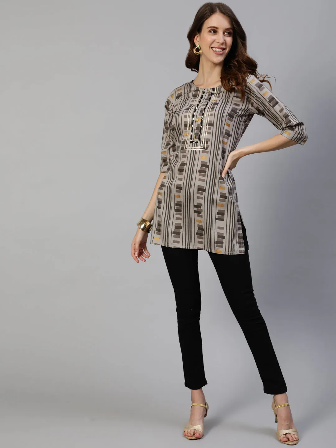 Anubhutee Women Grey  Black Geometric Printed Straight Kurti