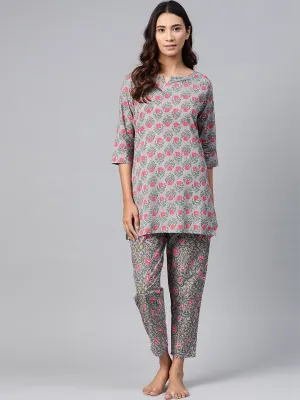 Anubhutee Women Grey  Pink Pure Cotton Printed Night suit