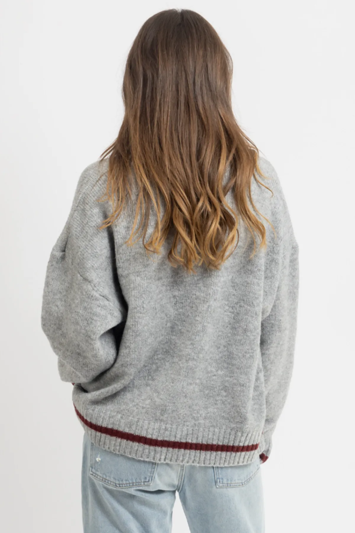 APRES HEATHER GREY GRAPHIC SWEATER