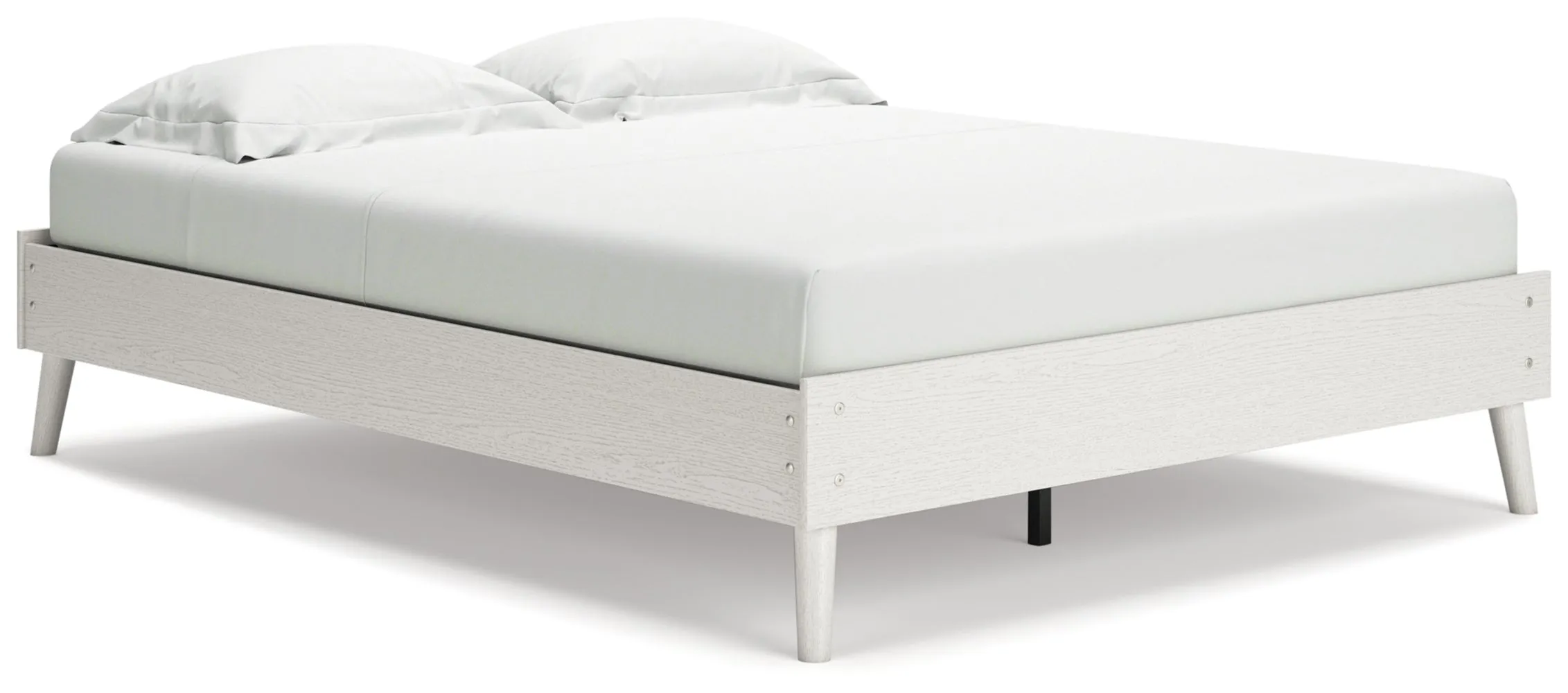 Aprilyn Queen Platform Bed with Dresser and Chest