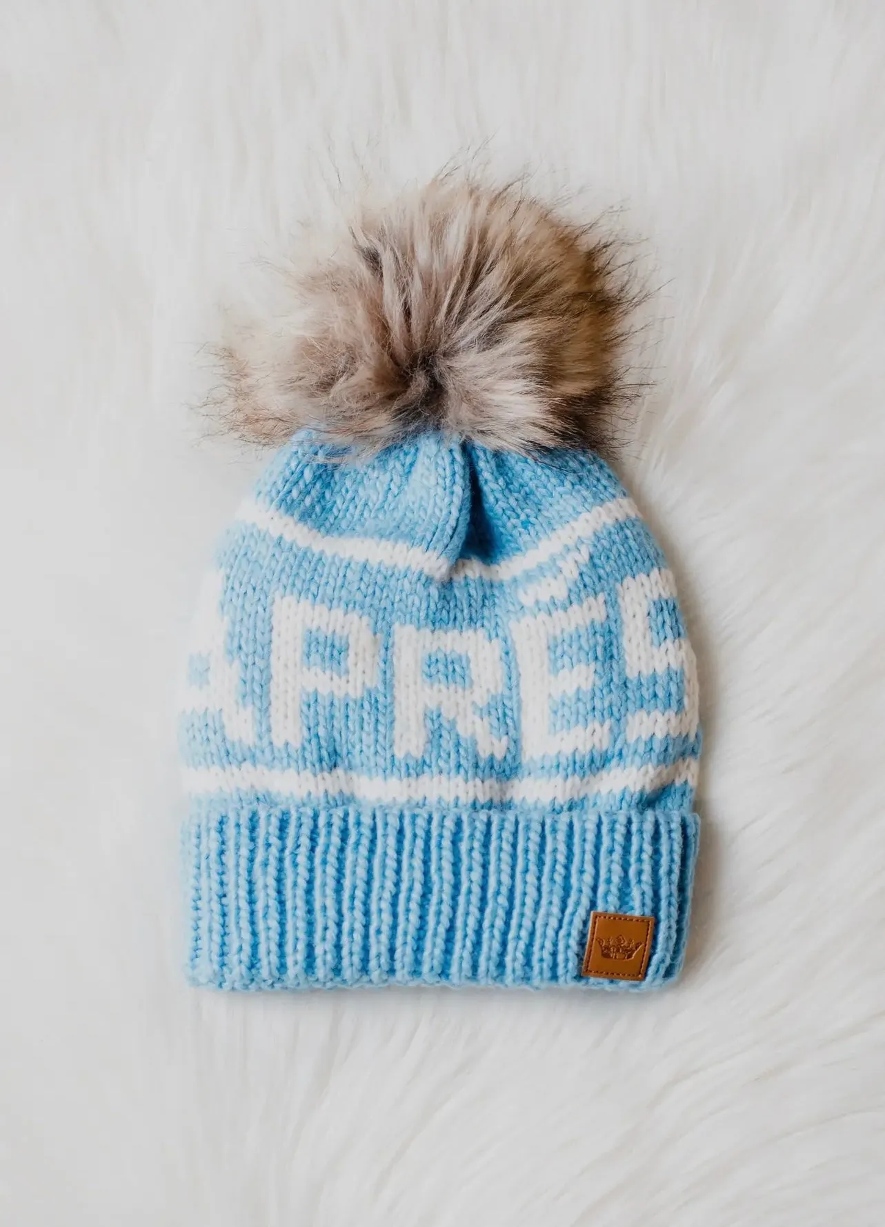 Après Knit Hat with Faux Fur Pom