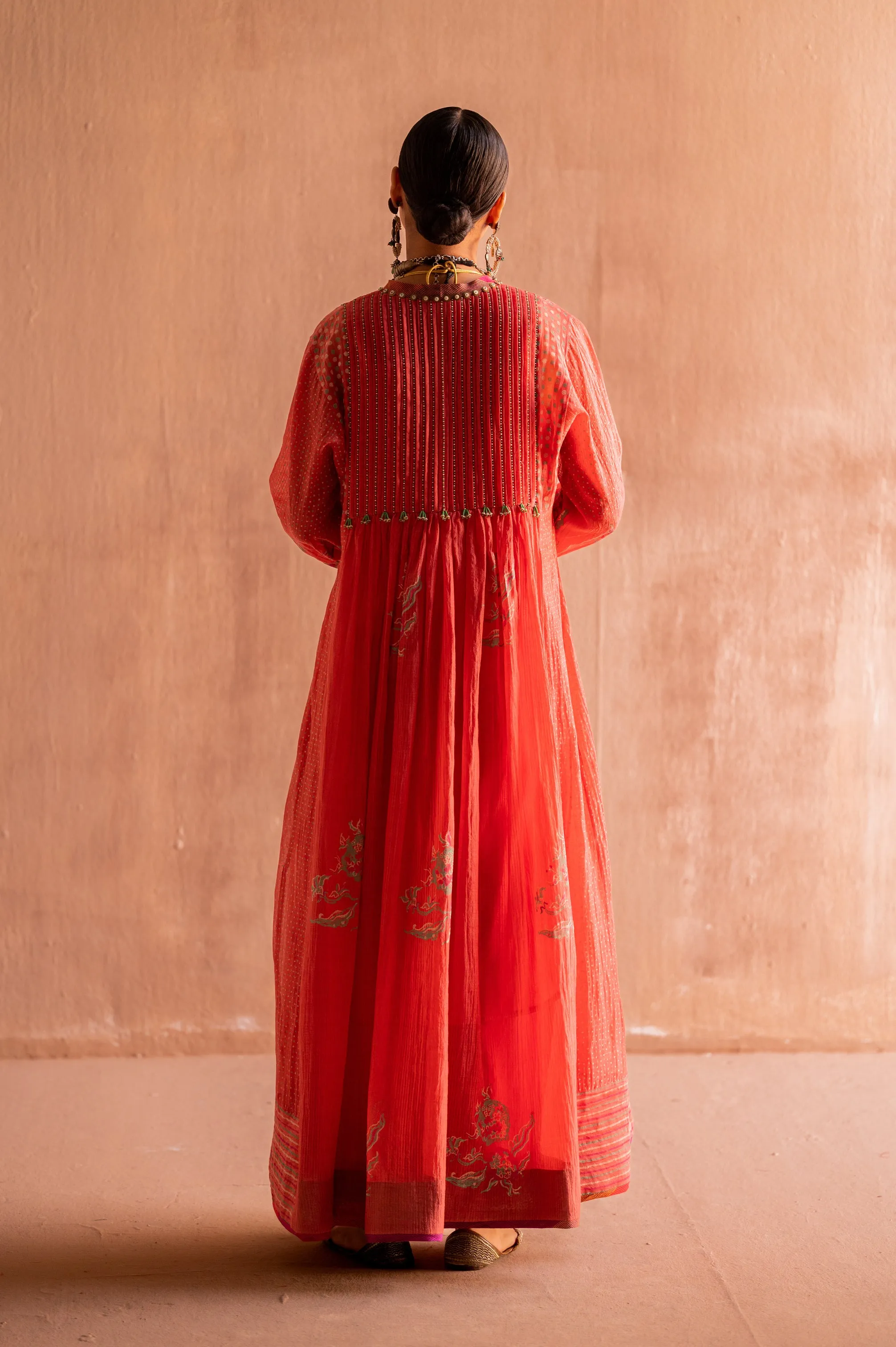 APURVA KURTA