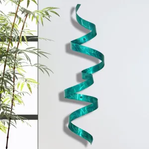 Aqua Wall Twist