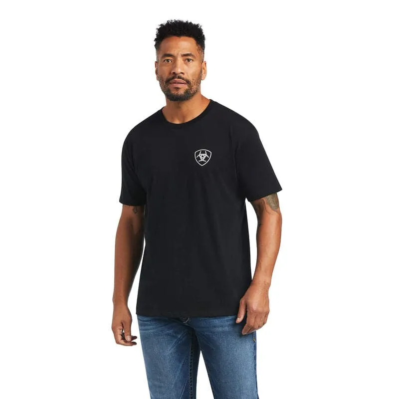 Ariat Man's Black Woodgrain Flag T-Shirt