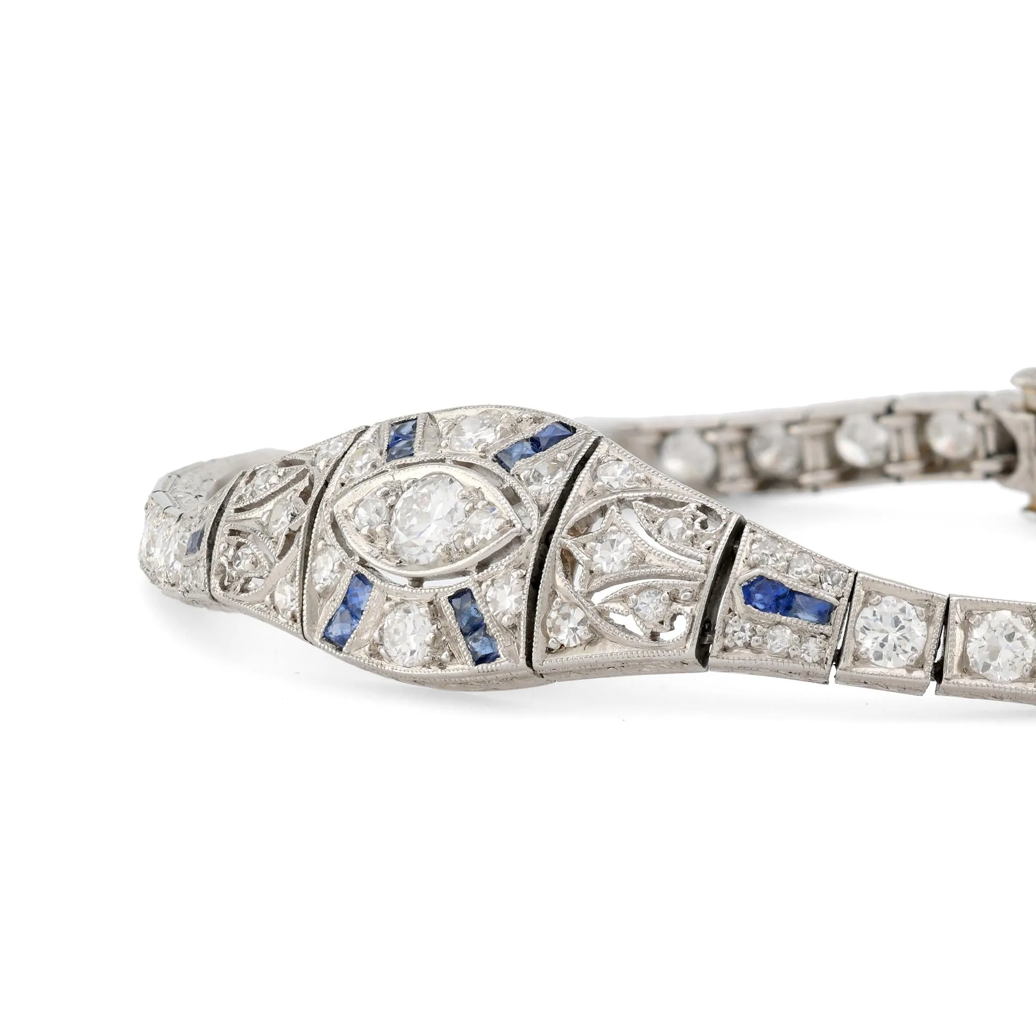 Art Deco 2.9 Carat Total Weight Diamond Sapphire Platinum Bracelet