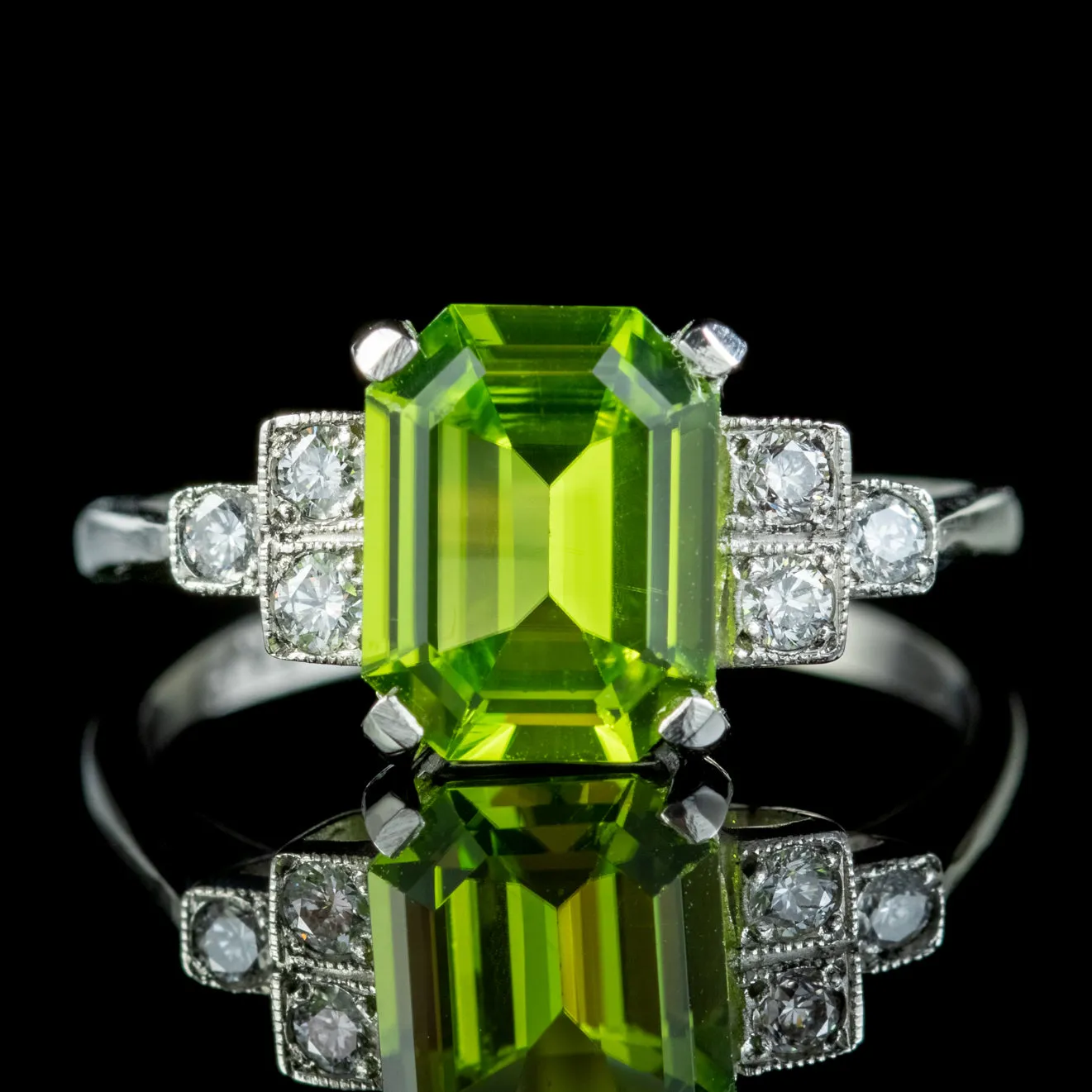 Art Deco Peridot Diamond Ring 2.80ct Peridot