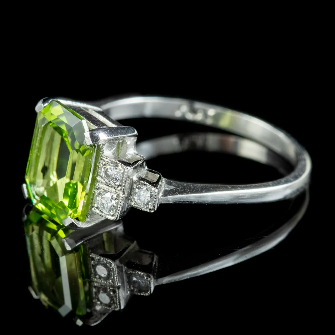 Art Deco Peridot Diamond Ring 2.80ct Peridot