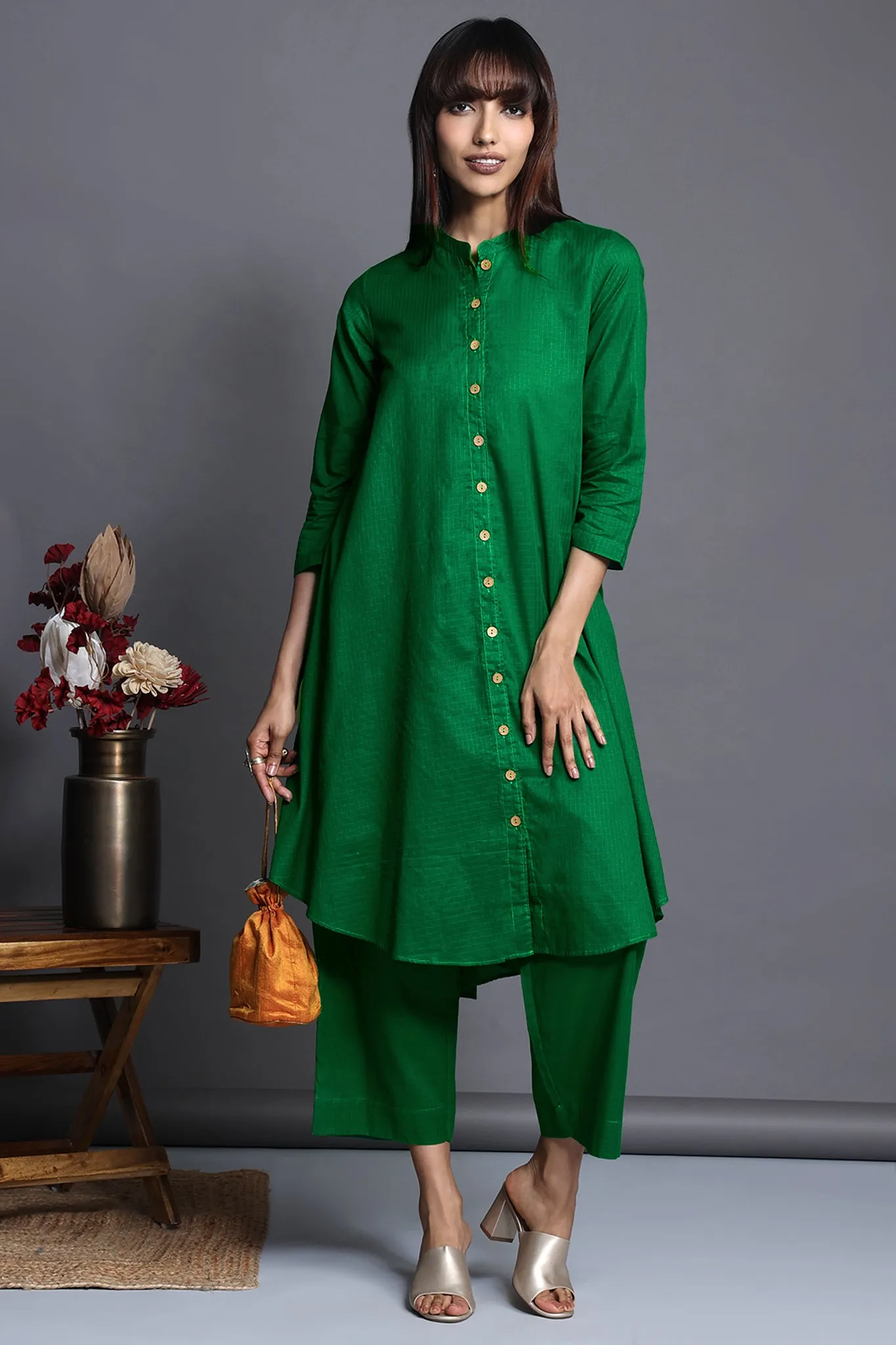 asymmetrical hemline button down tunic - green gemstone & lattice symphony