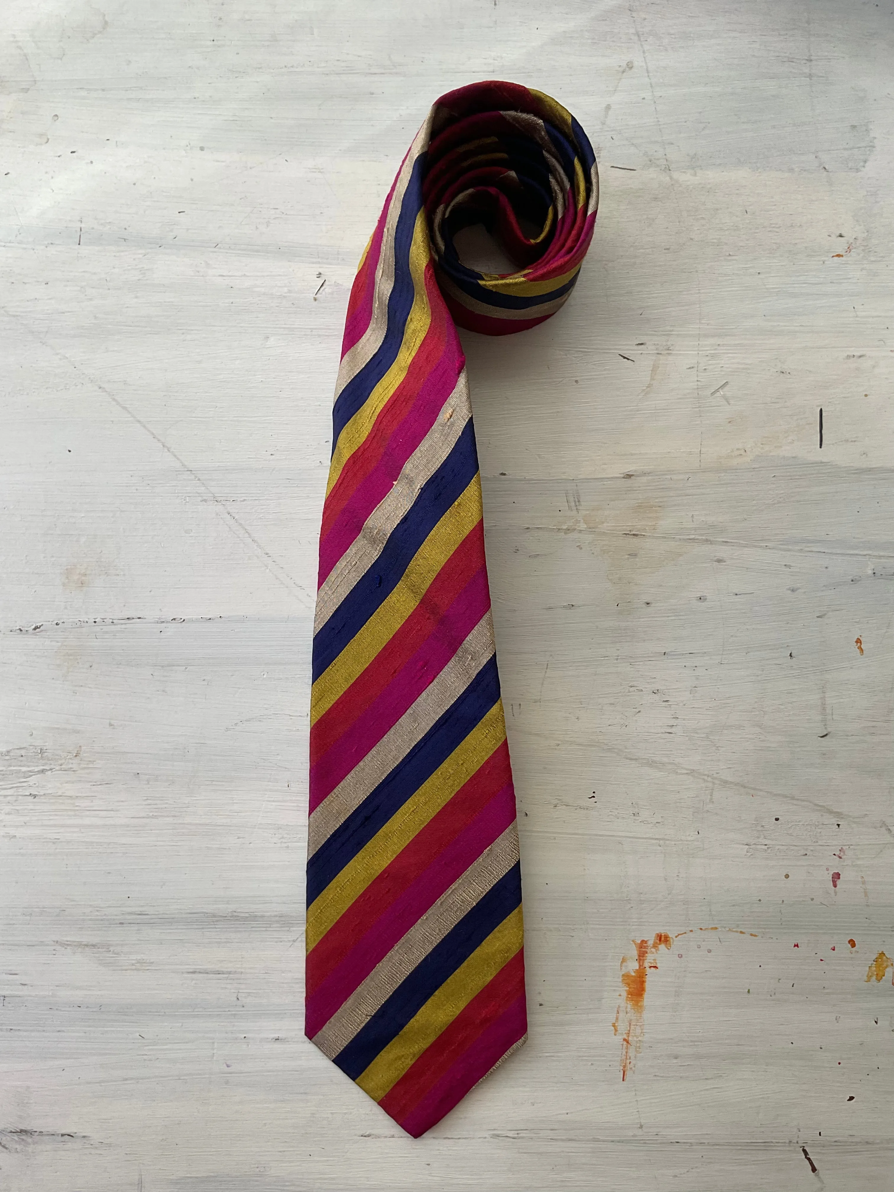 Atkinsons for Henry Bucks tie