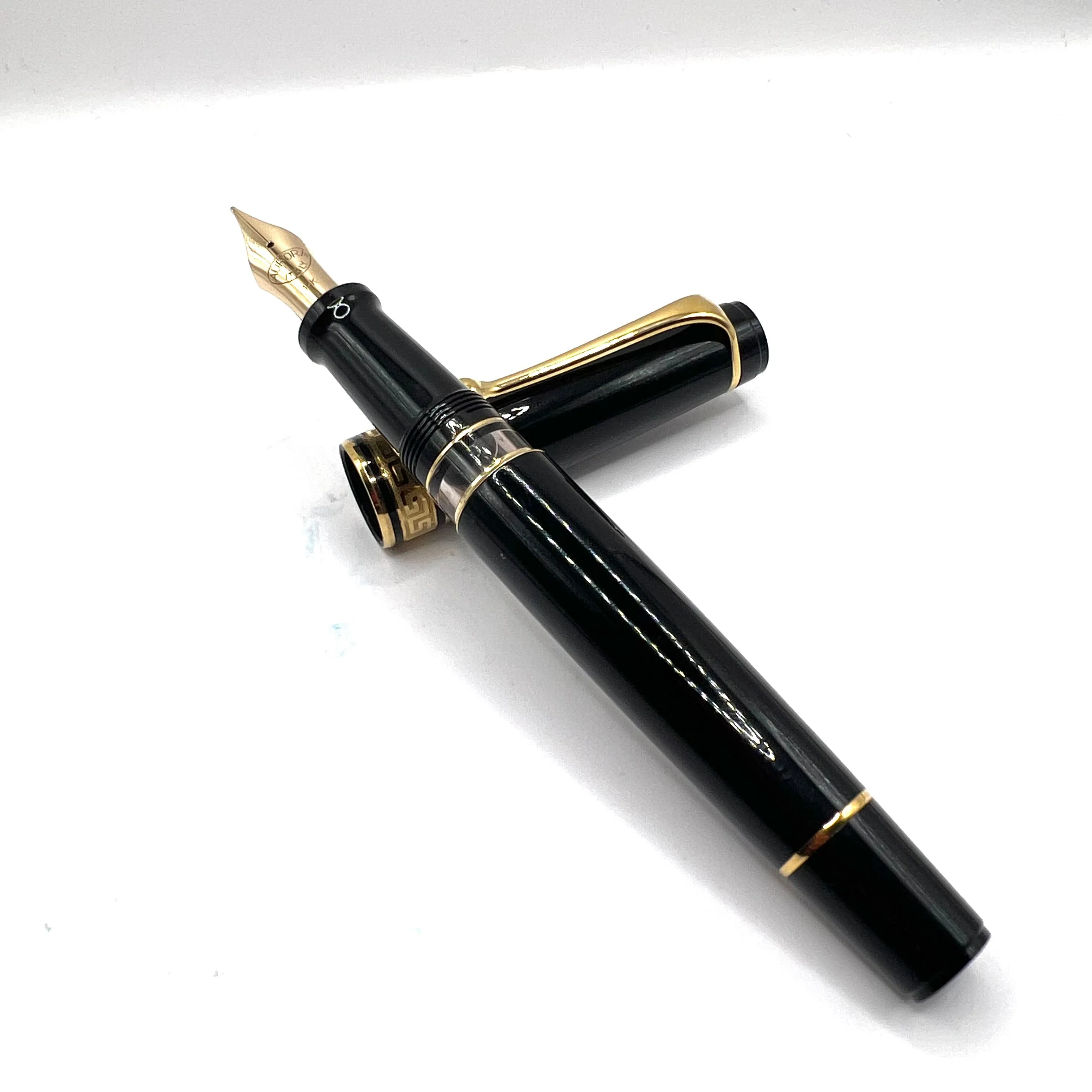 Aurora Black Optima Fountain Pen