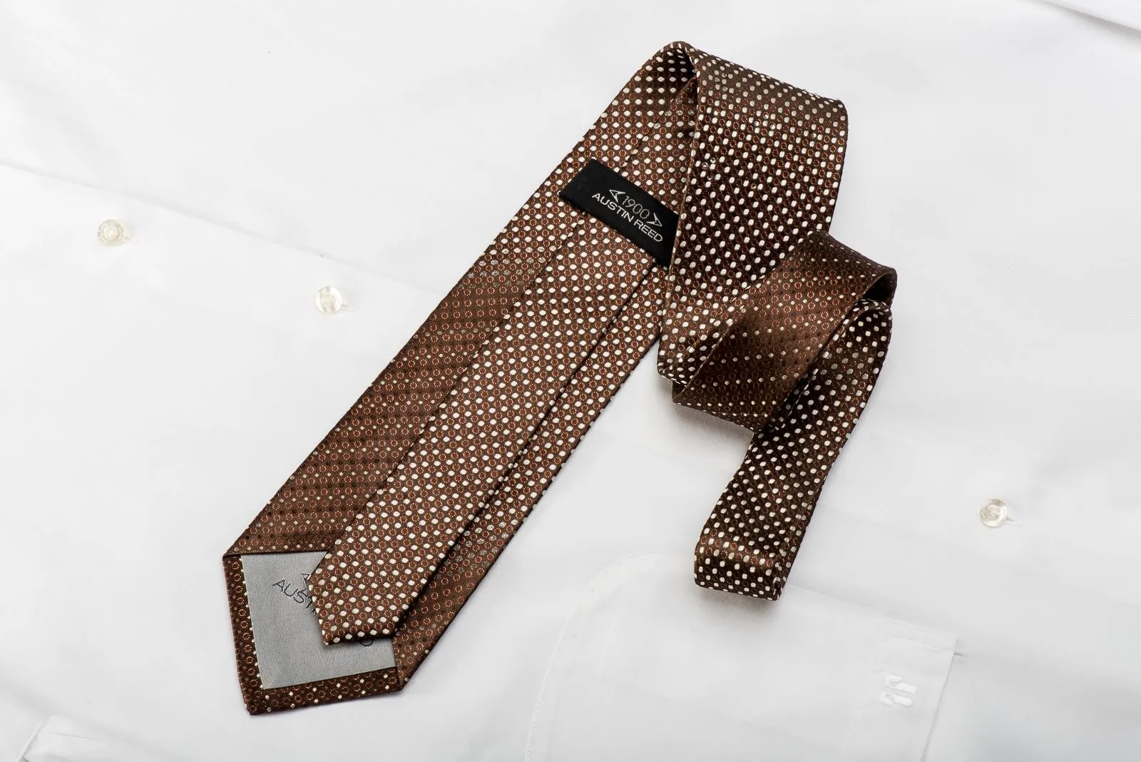 Austin Reed Men's Crystal Rhinestone Silk Necktie Silver Dots On Brown With Sparkles