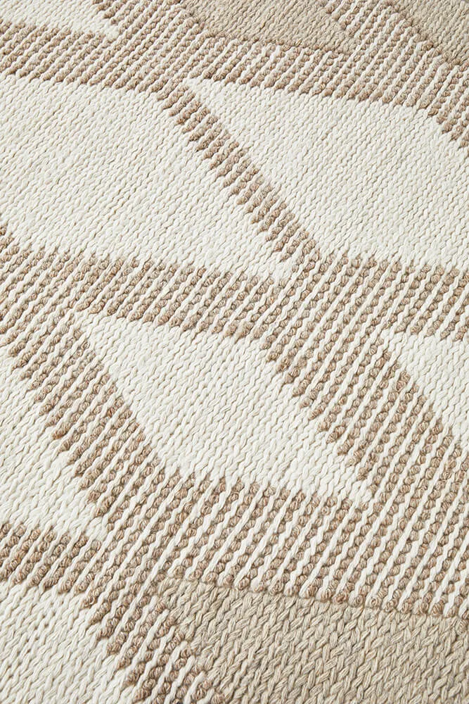 Avalon Shelly Natural Rug 320 x 230 CM