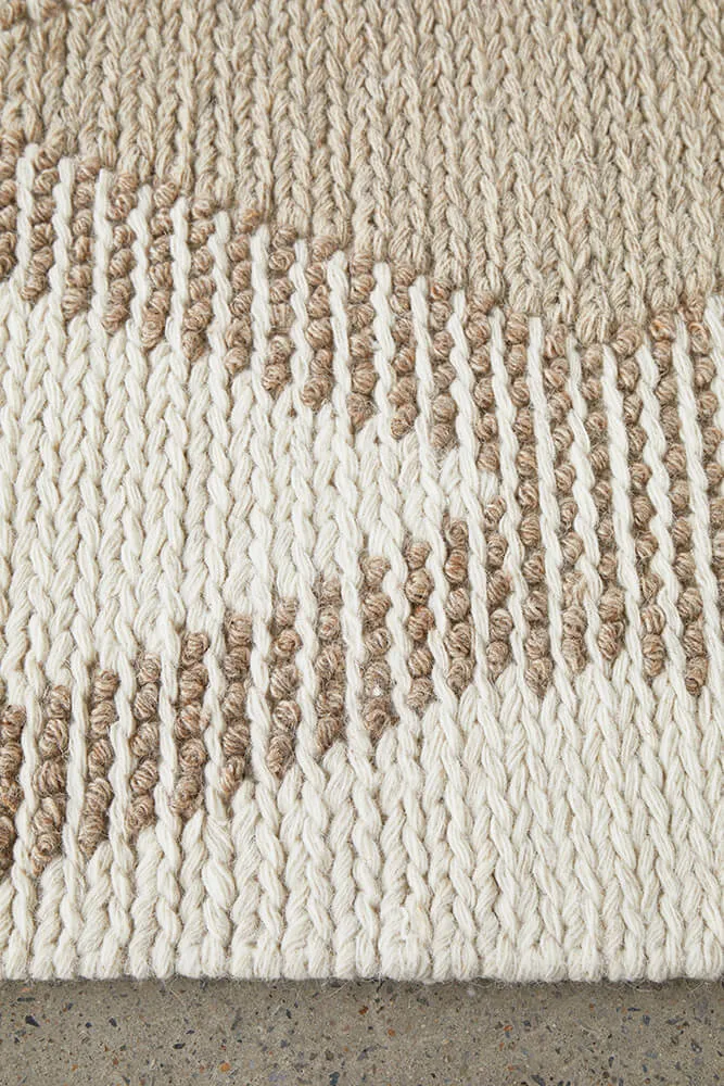 Avalon Shelly Natural Rug 320 x 230 CM