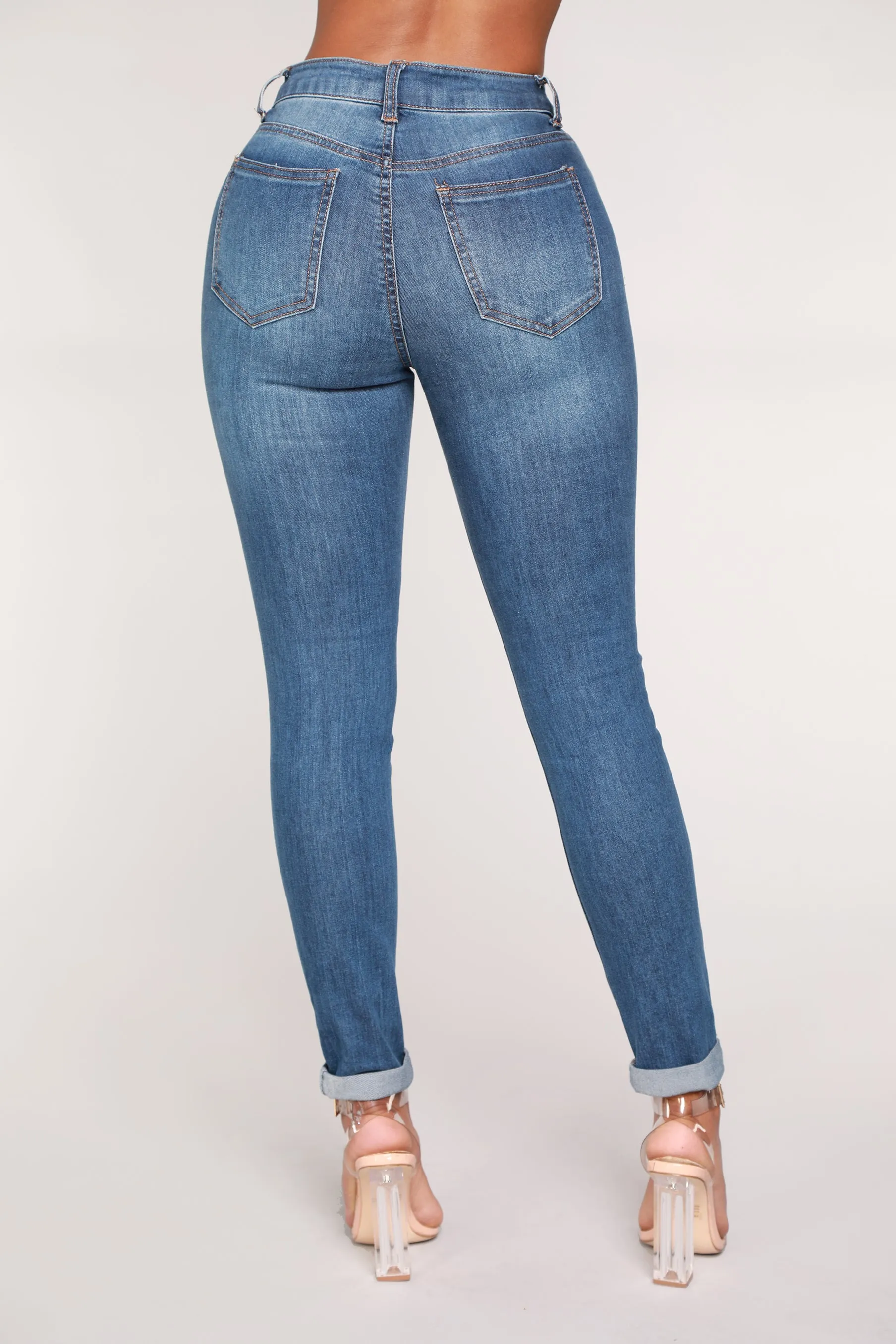 Back At You Ankle Jeans - Medium Blue Wash