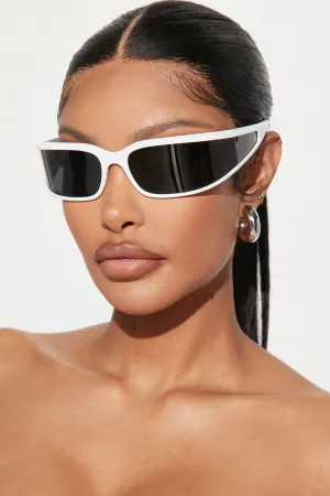 Baddie On The Block Sunglasses - White