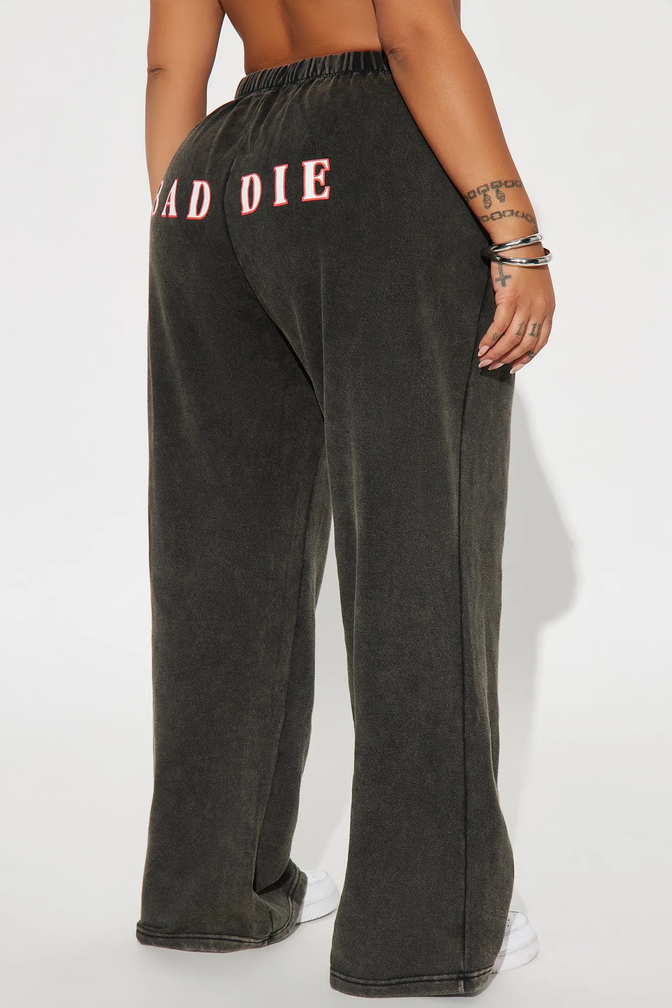 Baddie Washed Wide Leg Pant - Black Wash