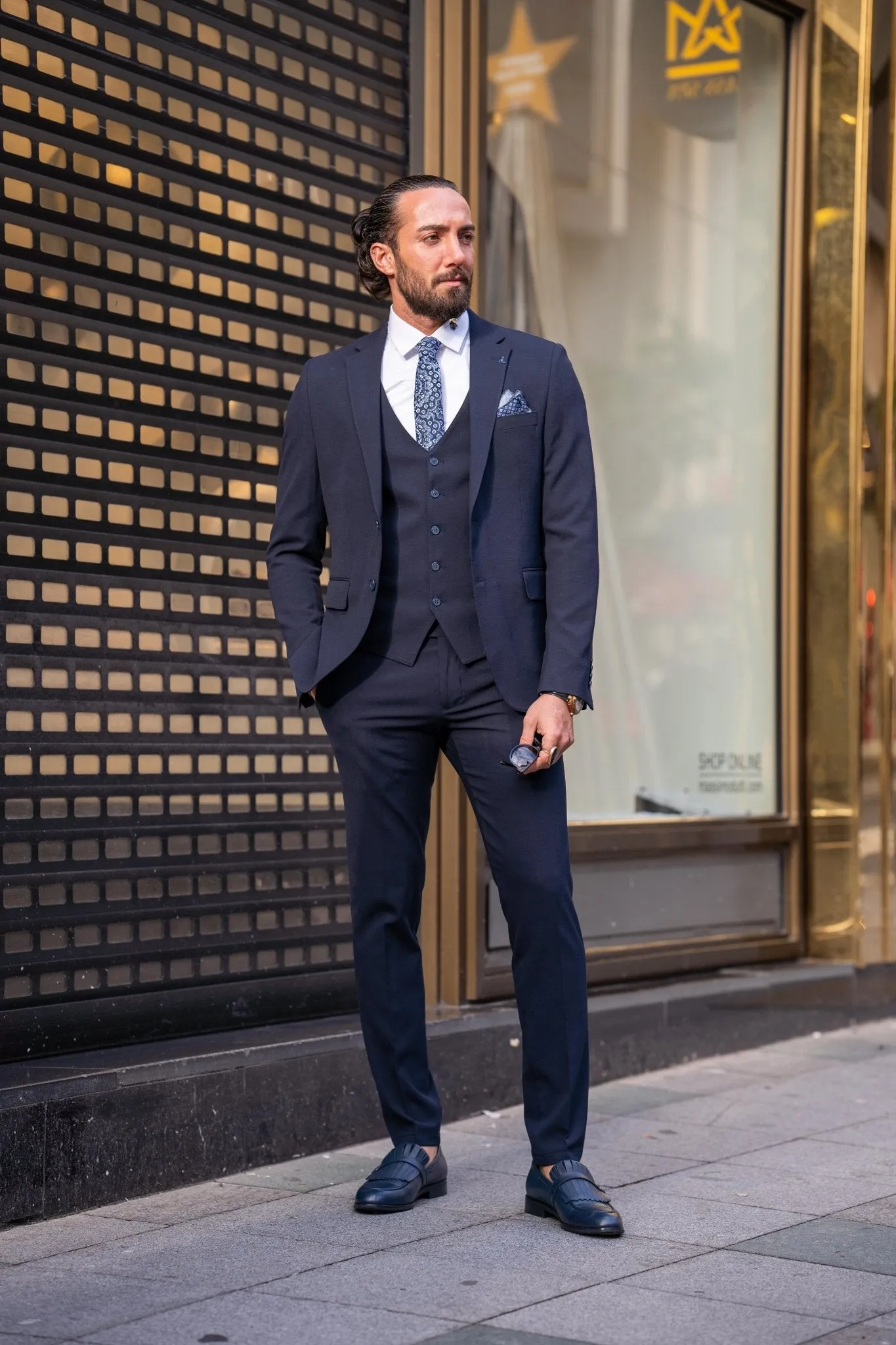 Bagan Navy blue Plain Suit