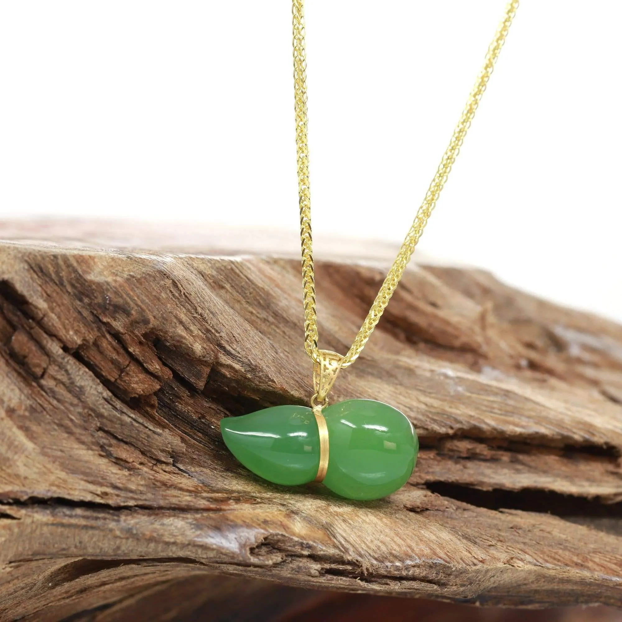 Baikalla™ "Lucky Gourd" HuLu18k Yellow Gold Green Nephrite Jade Pendant Necklace