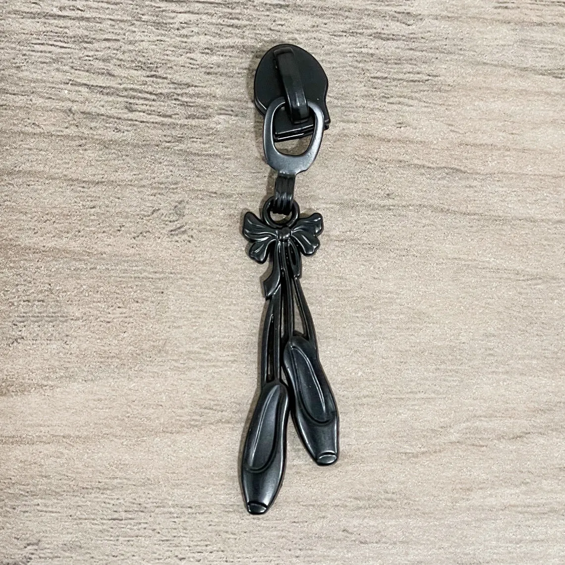 Ballet Shoes Zipper Pull