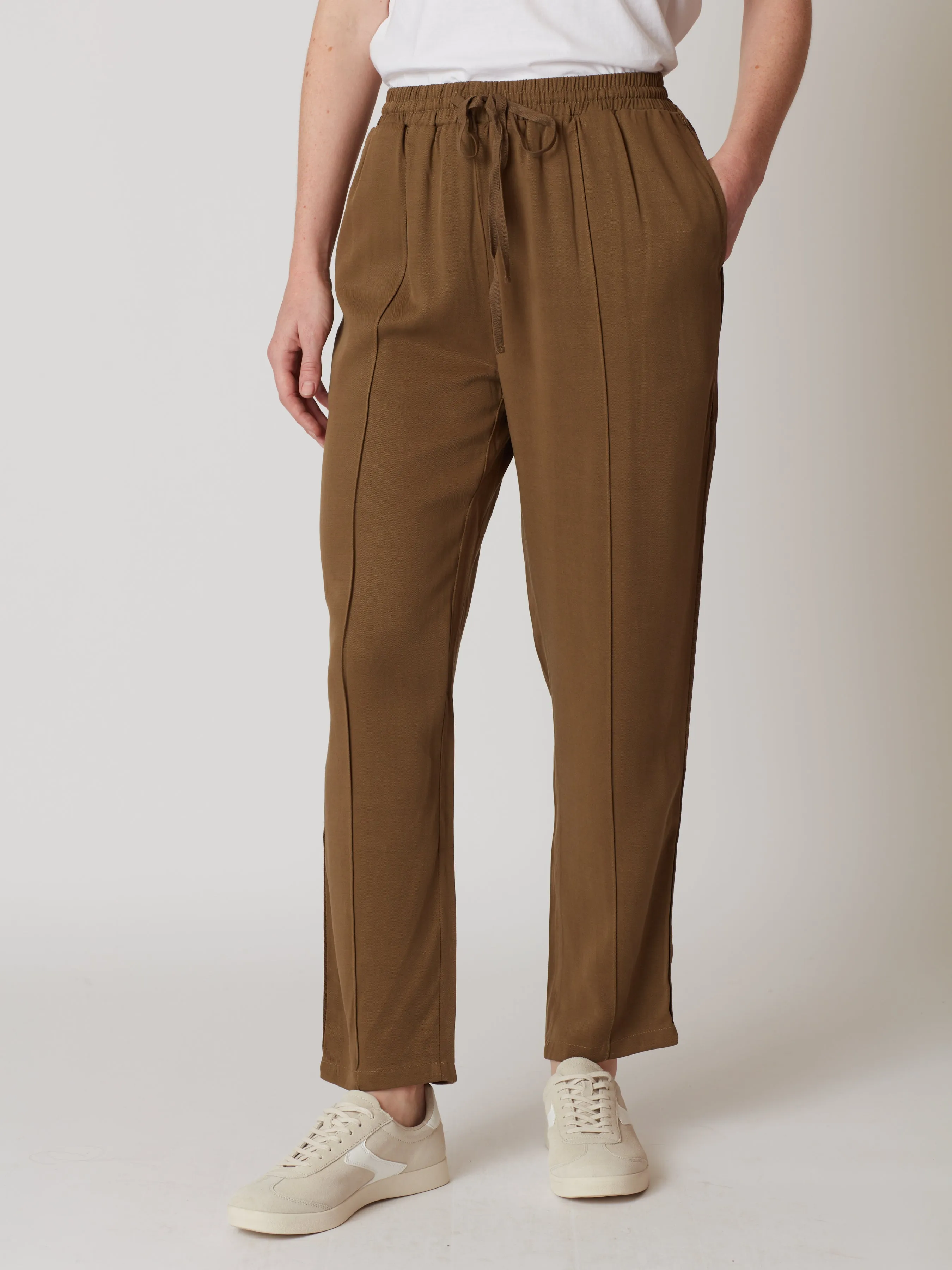 Bamboo Straight Leg Jogger