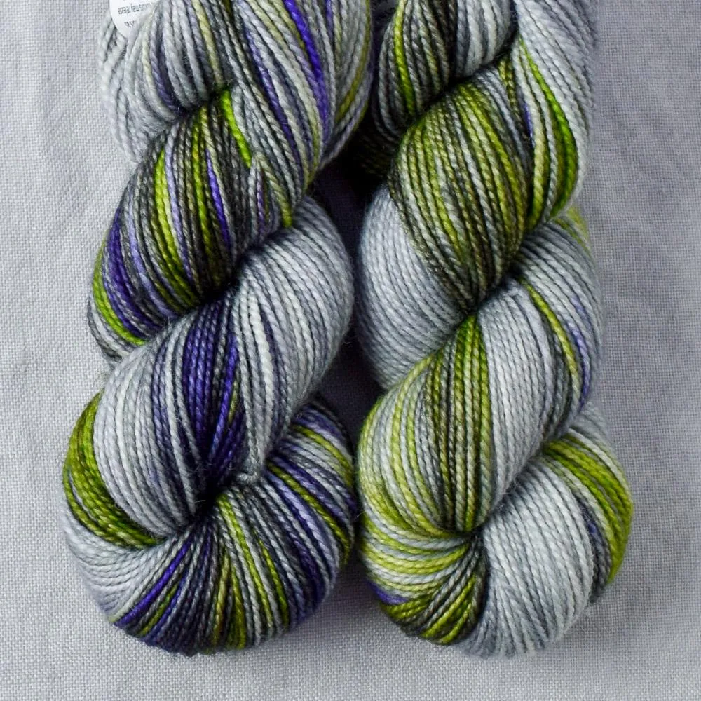 Banshee - 2-Ply Toes - Babette