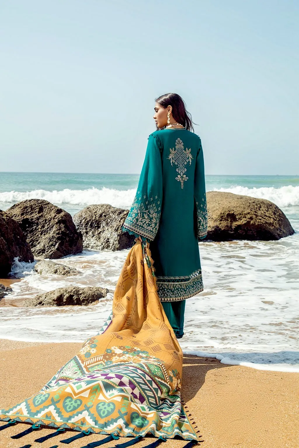 Baroque Khaddar Winter Collection – TURQUOISE