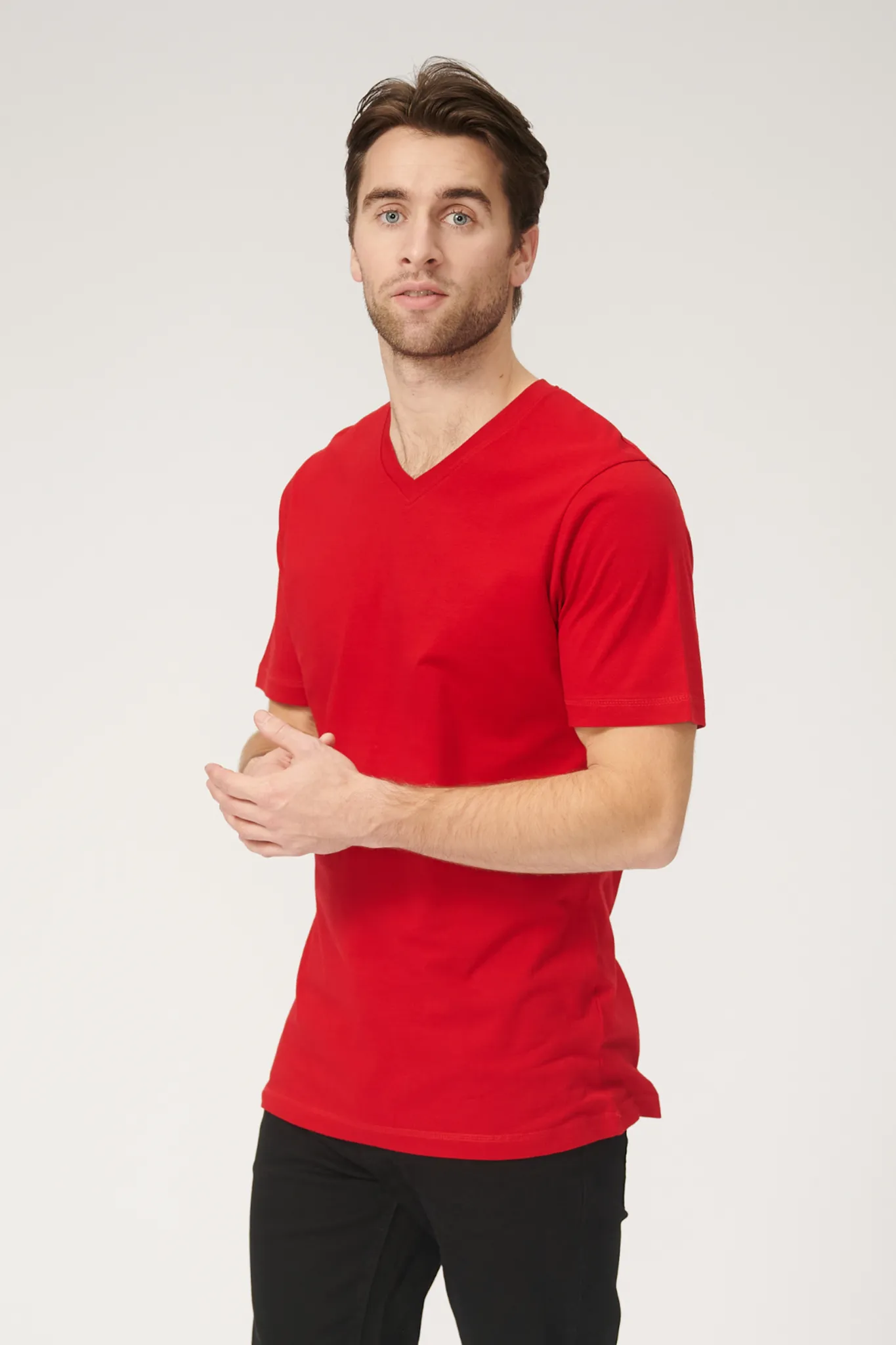 Basic V-neck t-shirt - Red